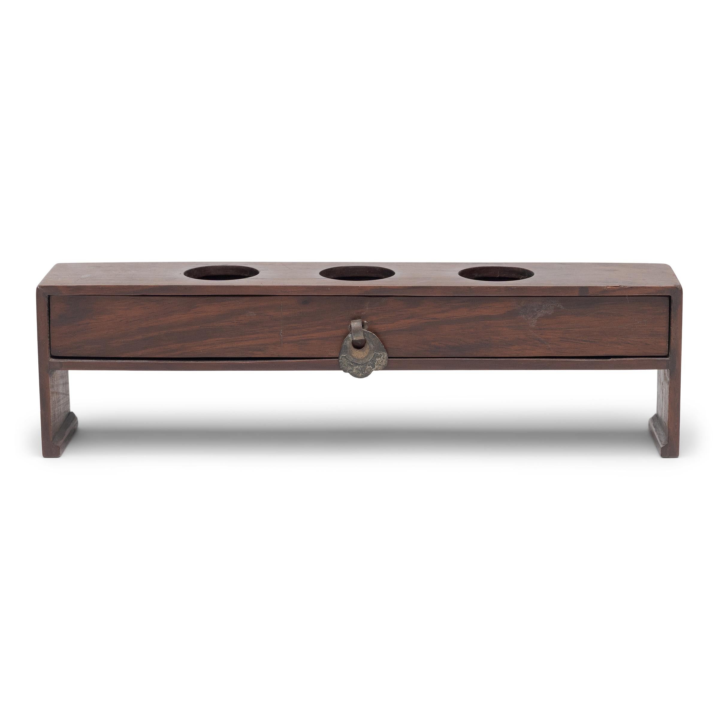 Chinese Hardwood Opium Bowl Stand, c. 1900 In Good Condition For Sale In Chicago, IL