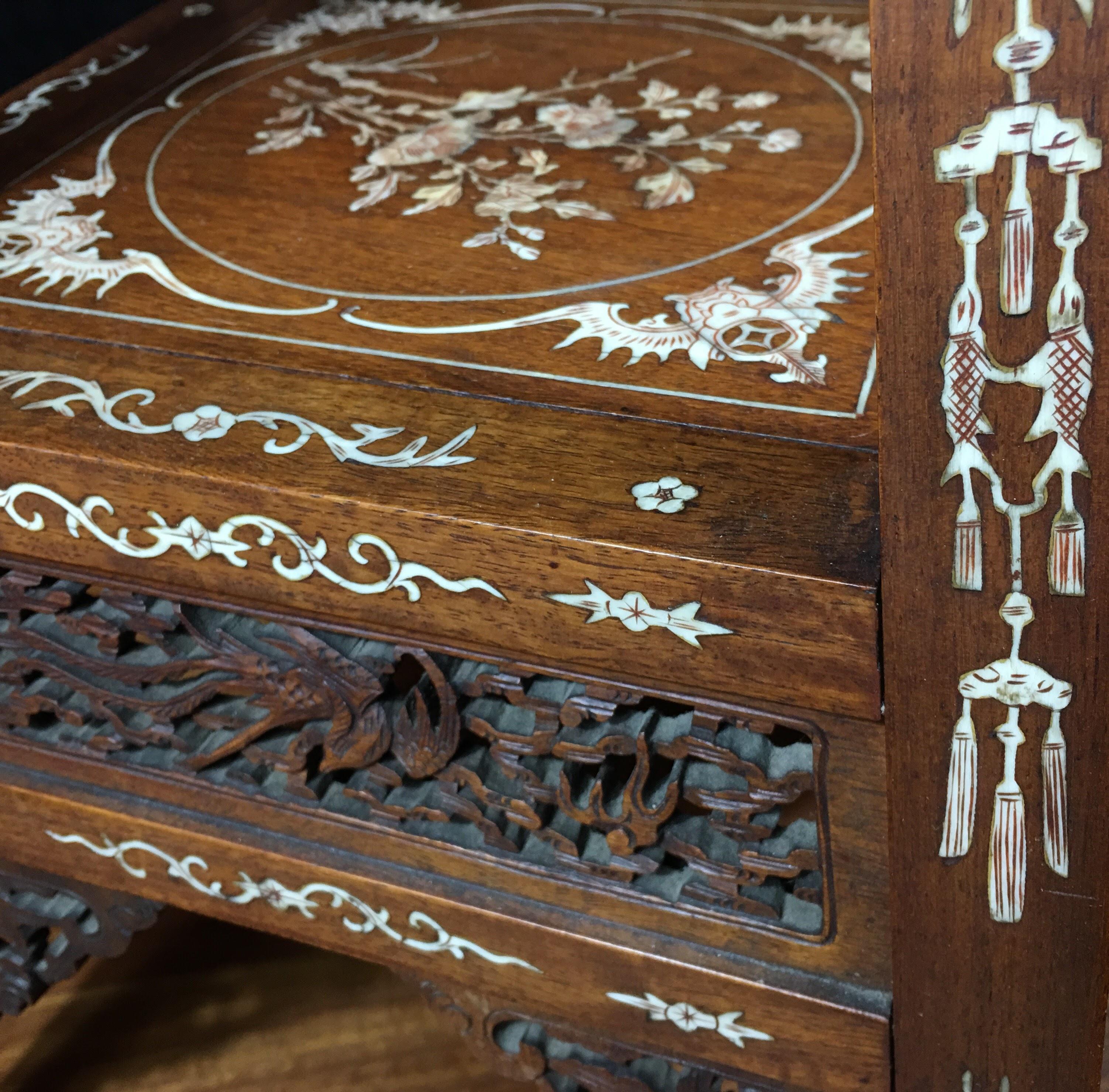 Chinese Hardwood Table with Fine Inlaid Bone Scenes, circa 1925 For Sale 8