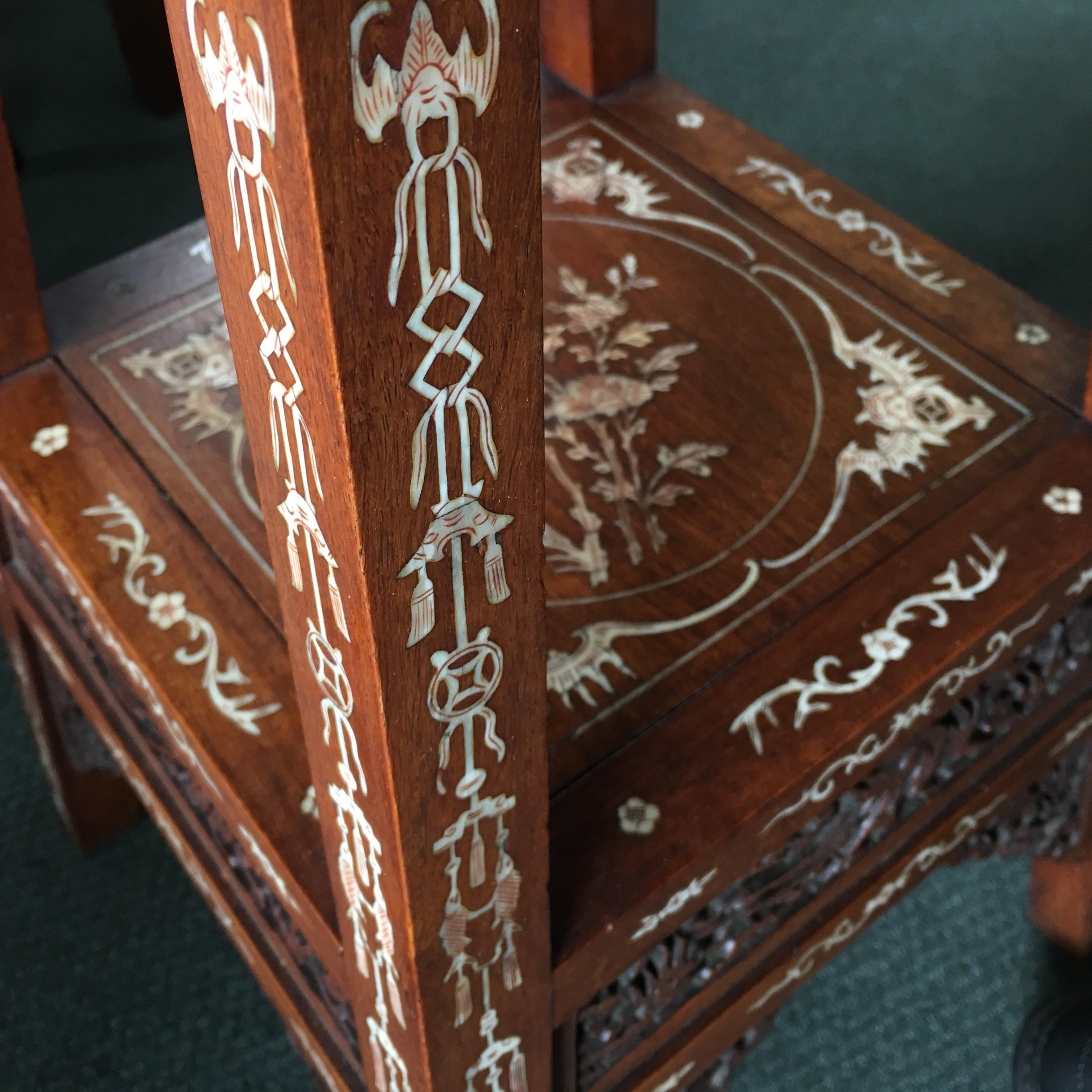 Chinese Hardwood Table with Fine Inlaid Bone Scenes, circa 1925 For Sale 1