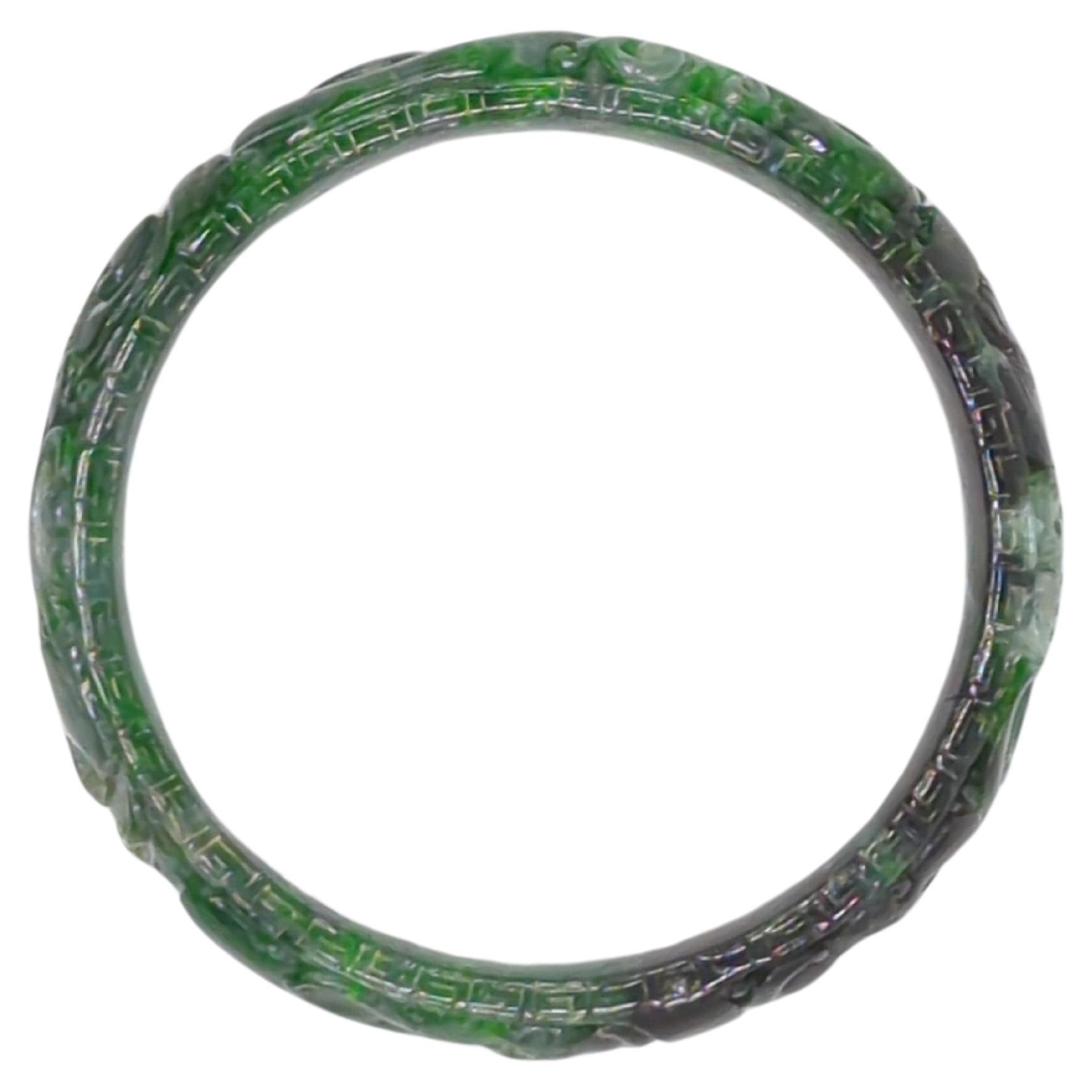 Chinesisch stark geschnitzt natürlichen A-Grad grün zu Tinte Jadeit Armreif ID:60mm 54,5g (Kunsthandwerker*in) im Angebot