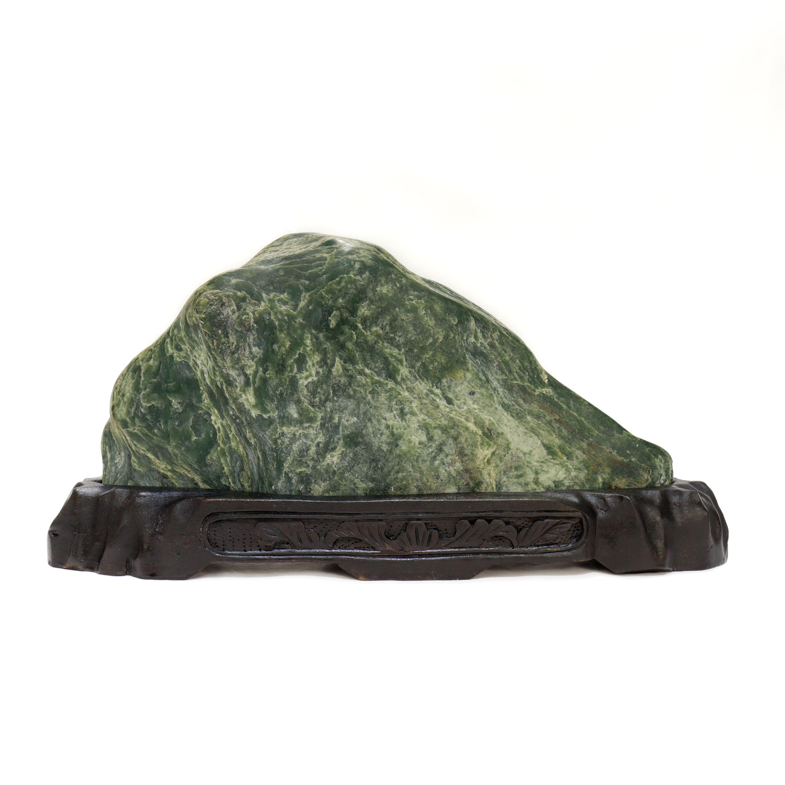Pierre d'érudit chinoise en jade néphrite Bon état - En vente à Philadelphia, PA