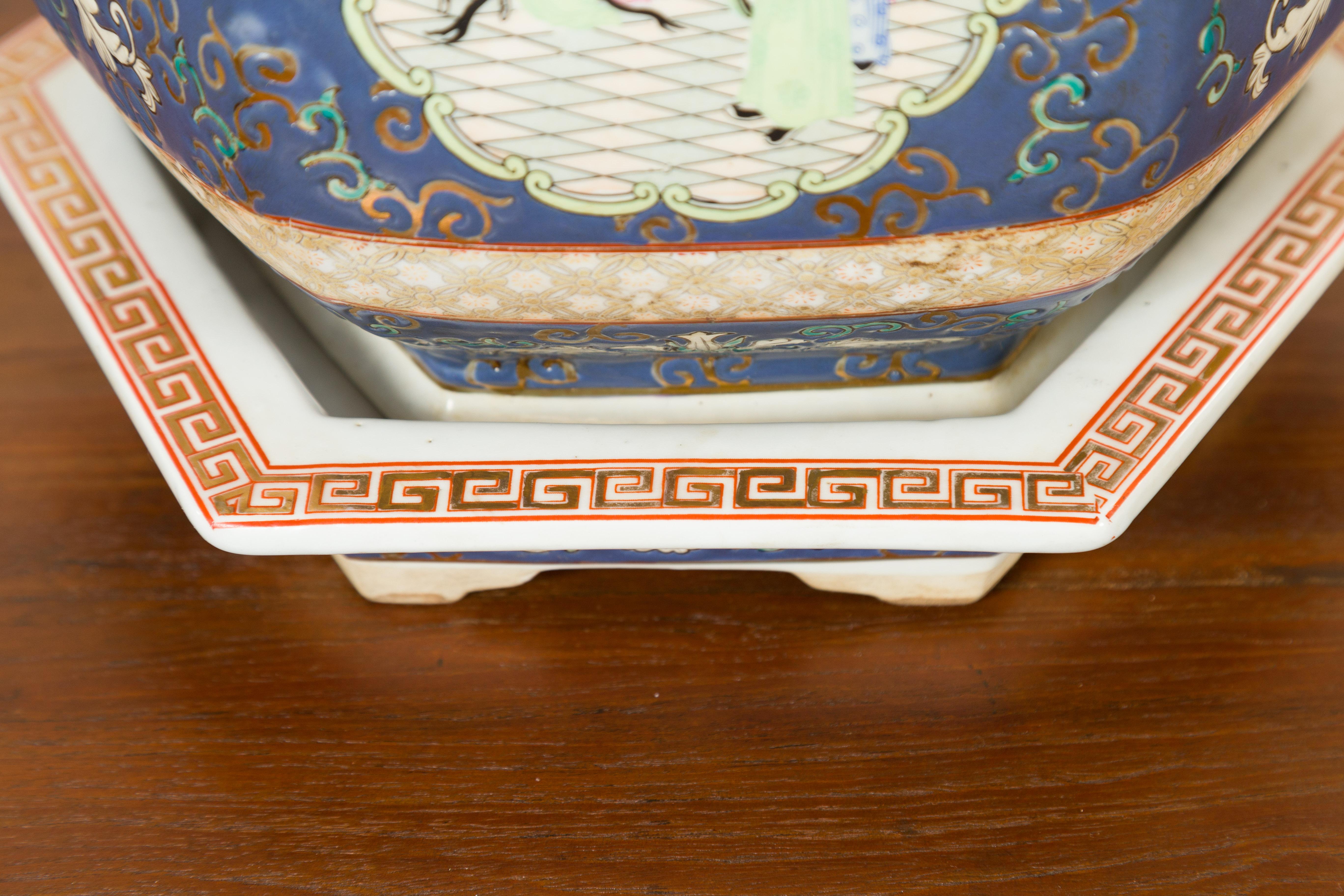 Chinese Hexagonal Planter with Hand Painted Courtyard Scenes Depicting Maidens 2