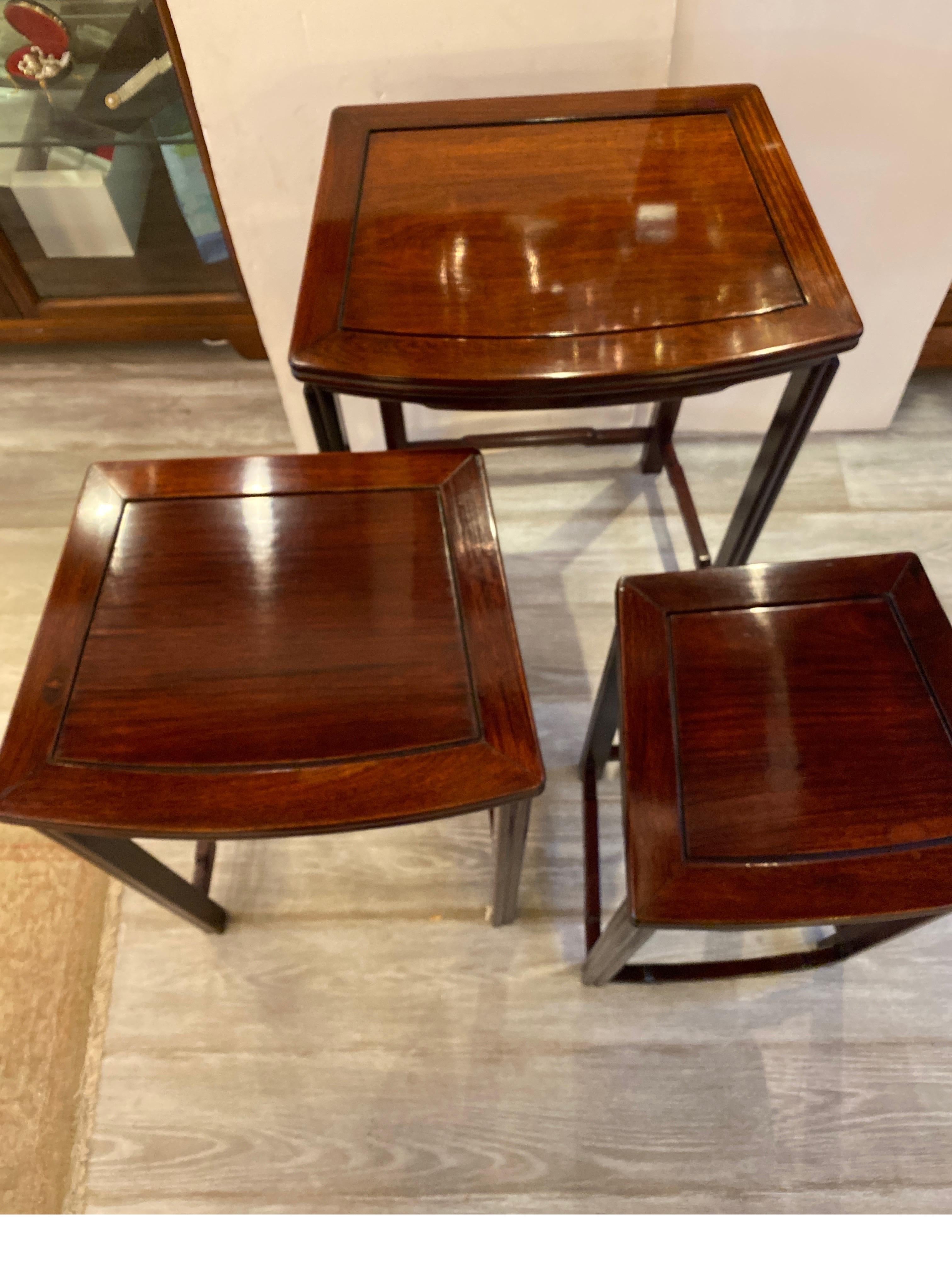 Chinese Hong-Mu Nest of Tables Set of Three For Sale 2