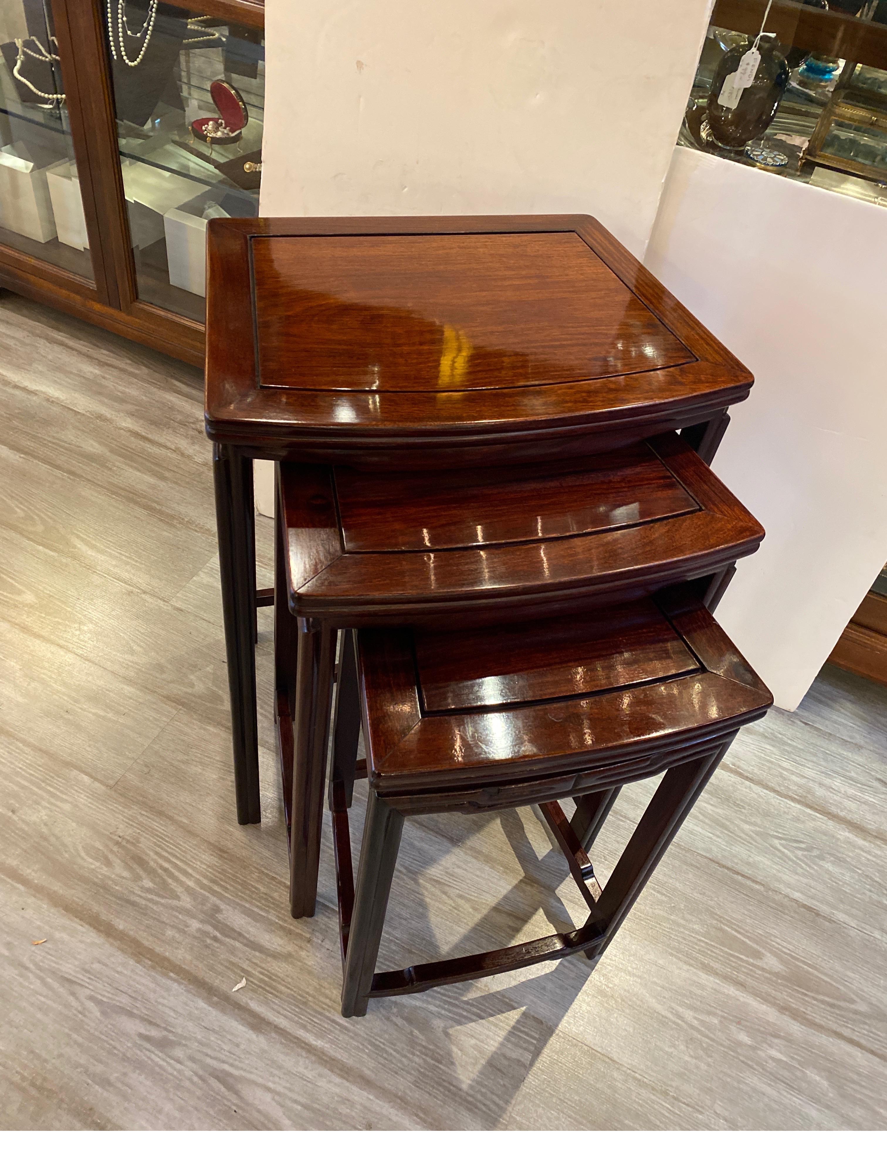 china nest of 2 tables