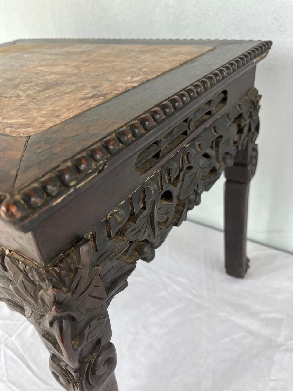 Chinese Hongmu Carved Side Table Qing Dynasty 19th Century For Sale 3