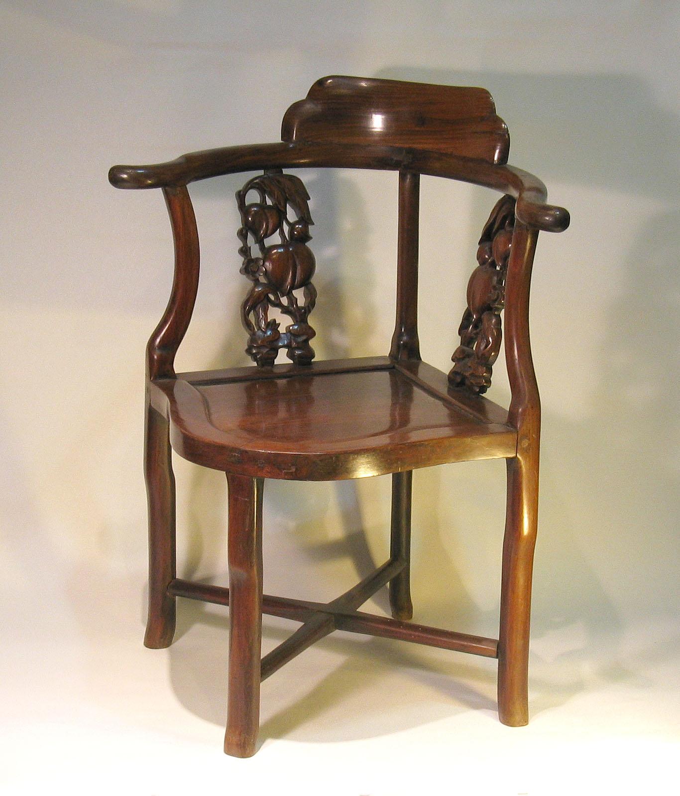 Chinese Hongmu Corner Chair, 19th Century For Sale 9
