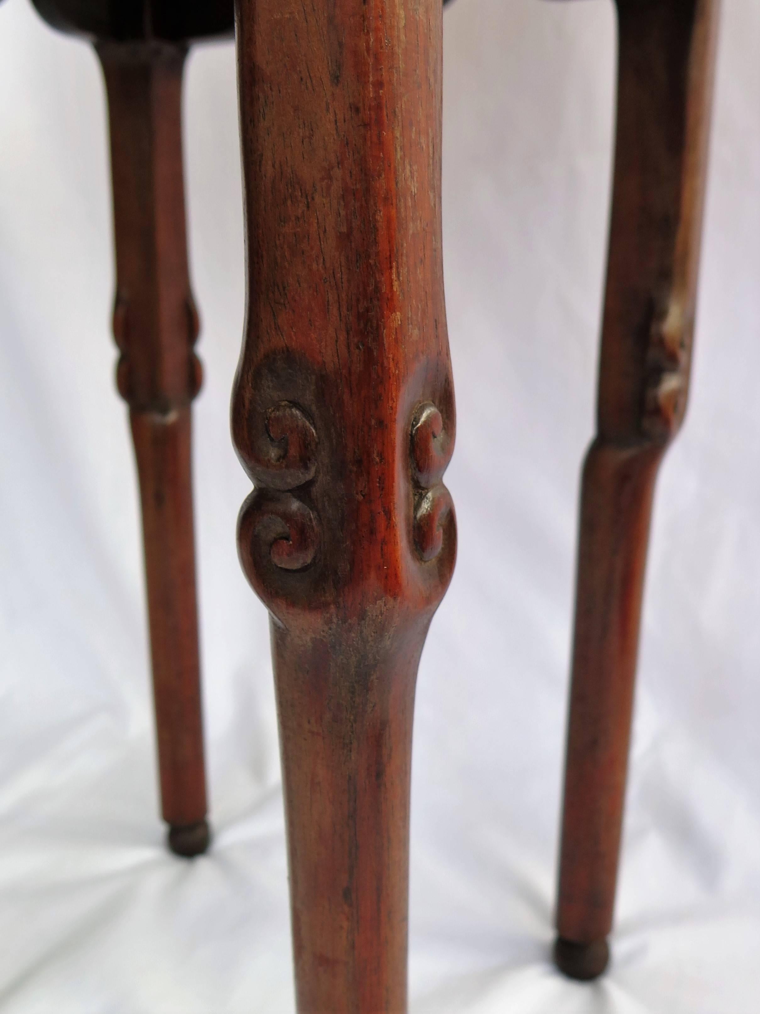 Chinese Hongmu Hardwood Stand or Side Table, 19th Century Qing 3