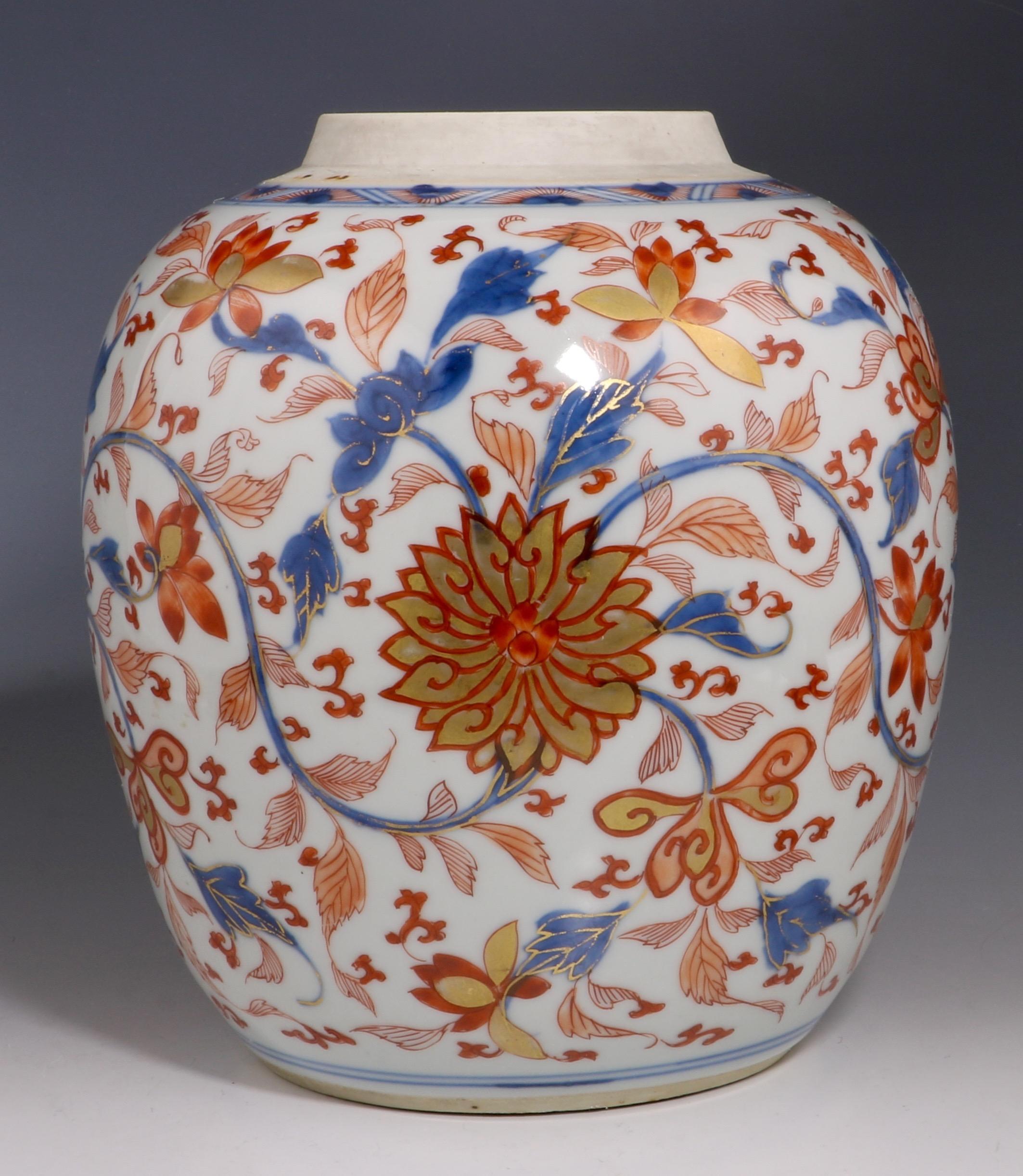 Chinese Porcelain Imari Ginger Jar, 18th Century In Good Condition For Sale In Frome, Somerset