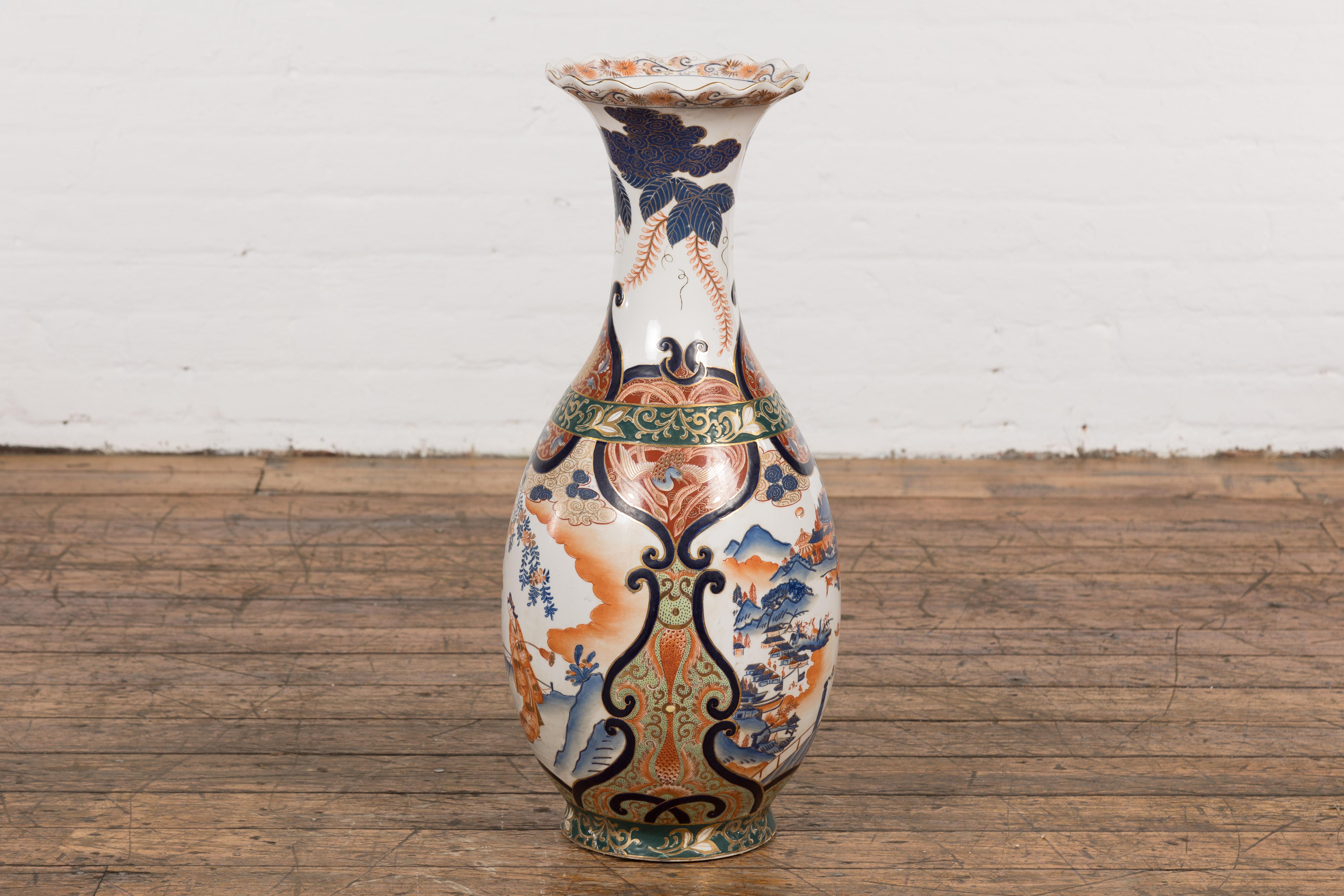 Vase d'autel chinois en porcelaine de style Imari avec décor orange, bleu et vert en vente 3