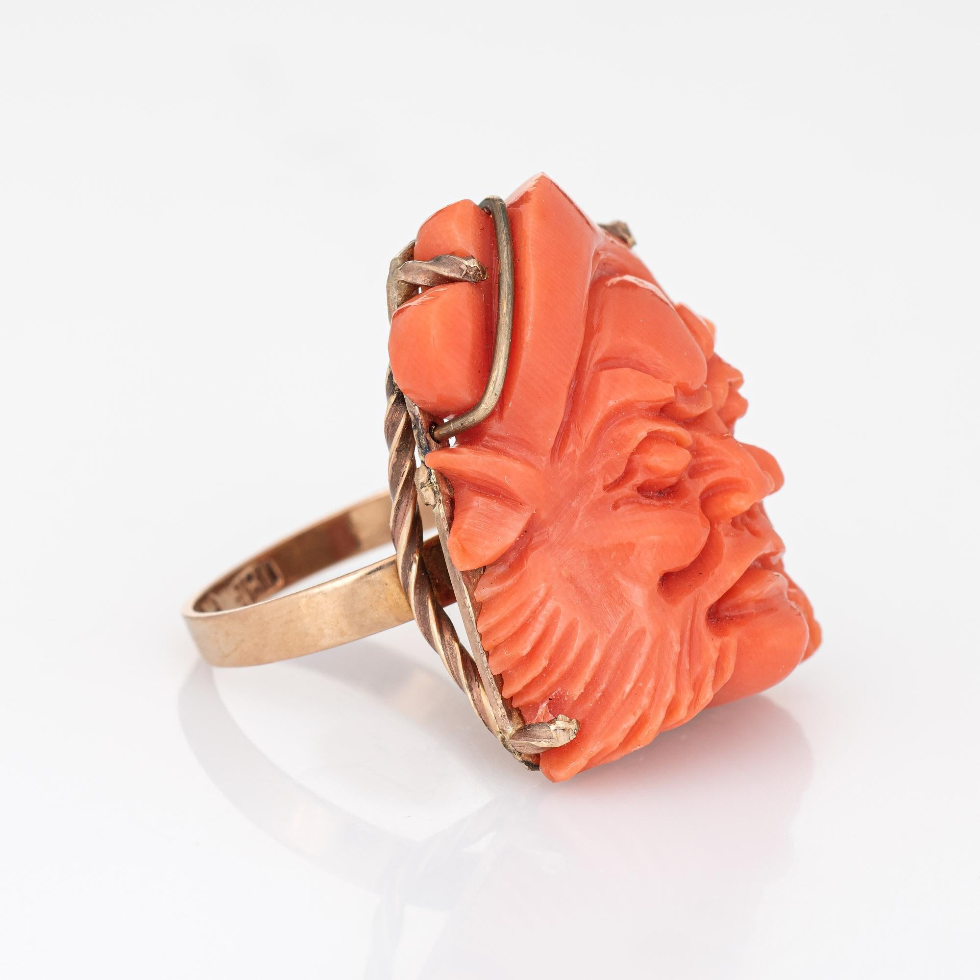 Chinesischer unsterblicher Ring mit geschnitzter Koralle, Vintage 18k Gelbgold Nachlass-Schmuck (Moderne) im Angebot