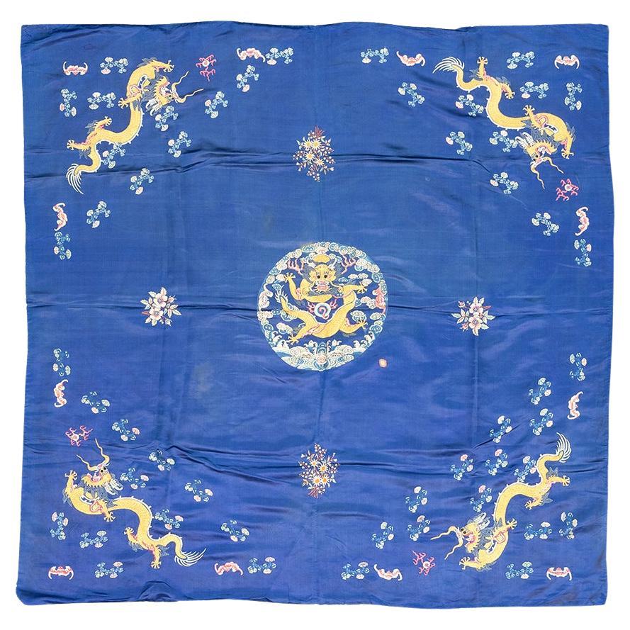 Textile en soie chinoise The Claw Dragon à cinq griffes en vente