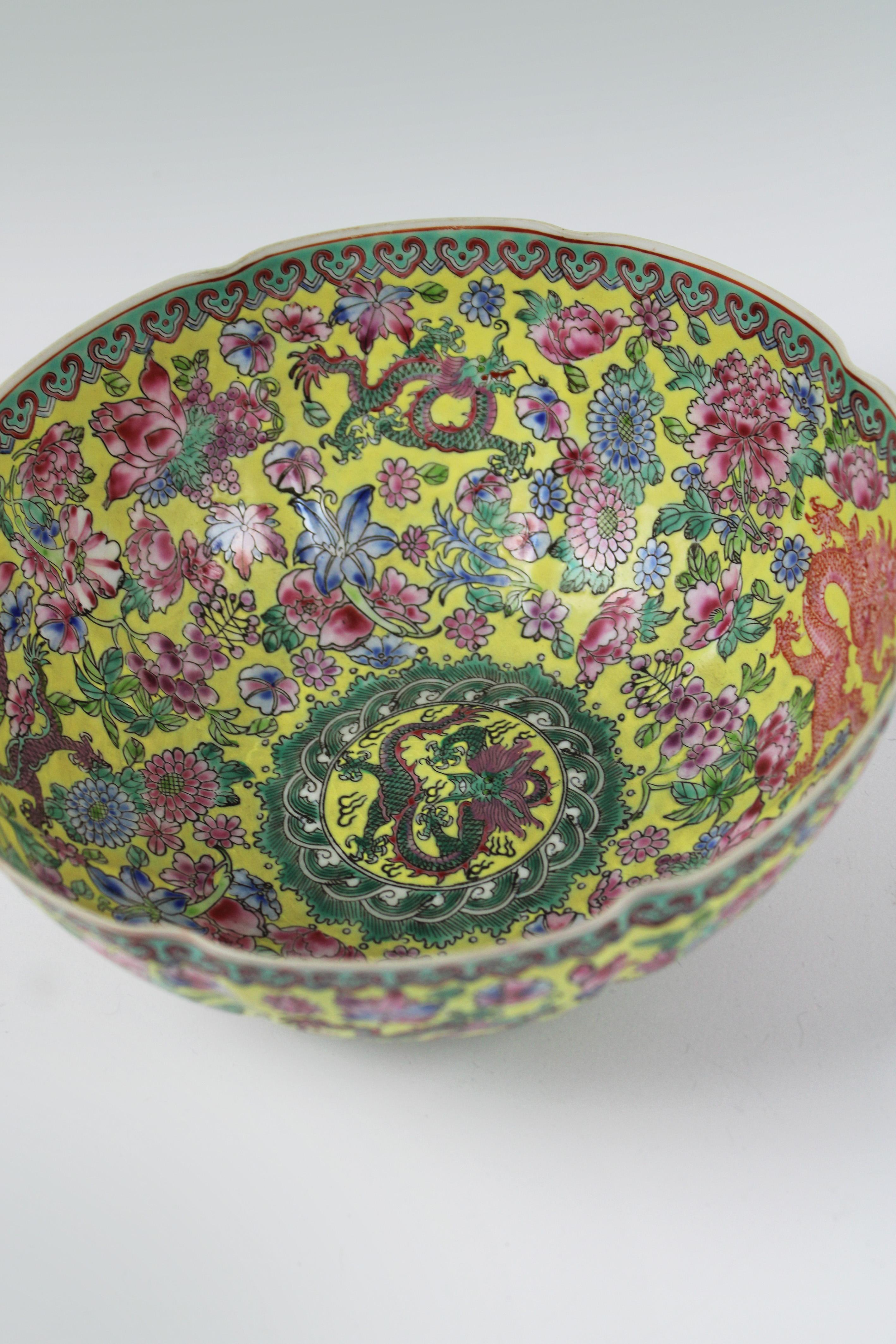 Chinese Imperial Yellow Bowl Egg Shell Porcelain 5 clawed Dragons 20th Century For Sale 4