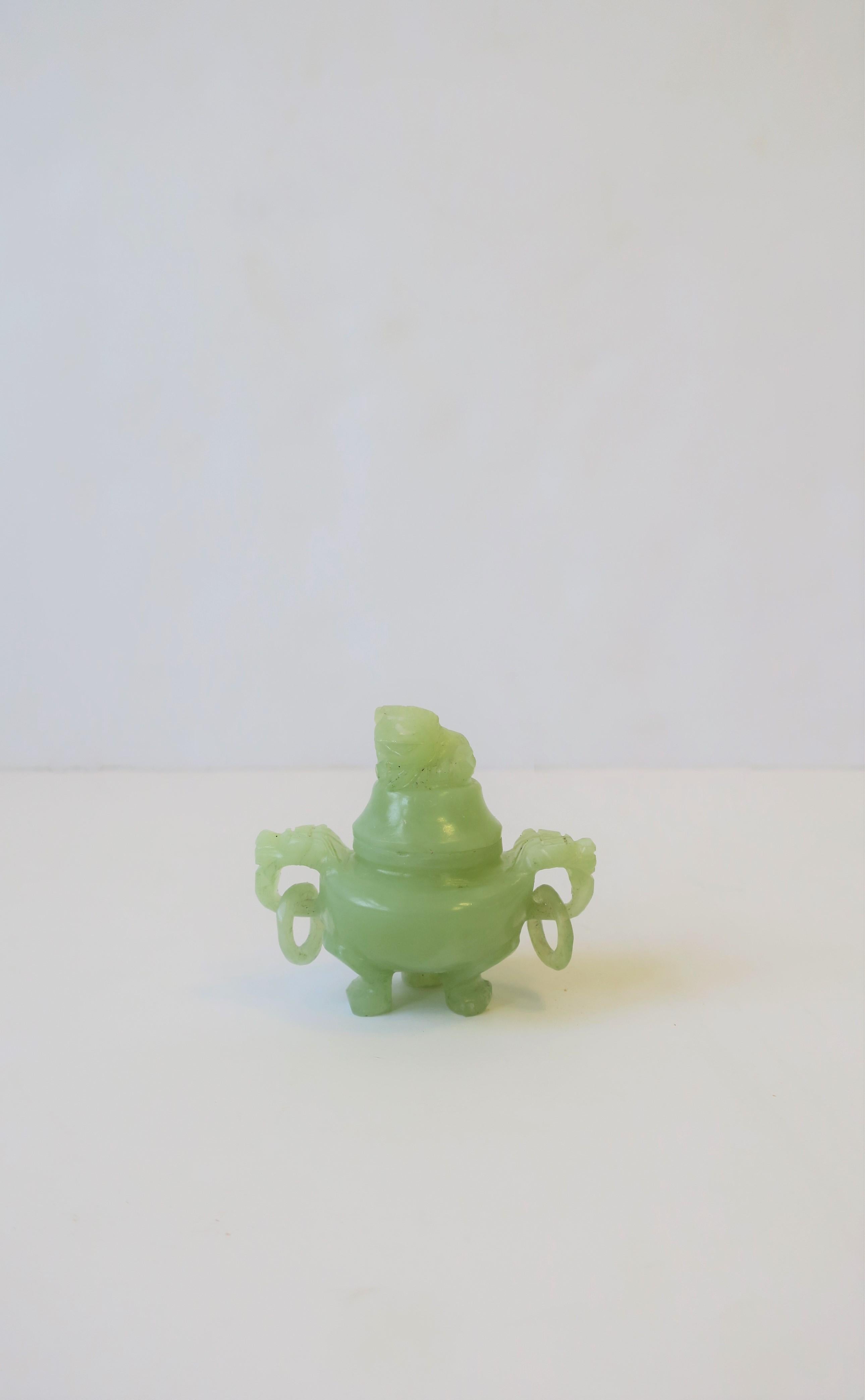 Chinese Light Green Incense Burner In Good Condition In New York, NY