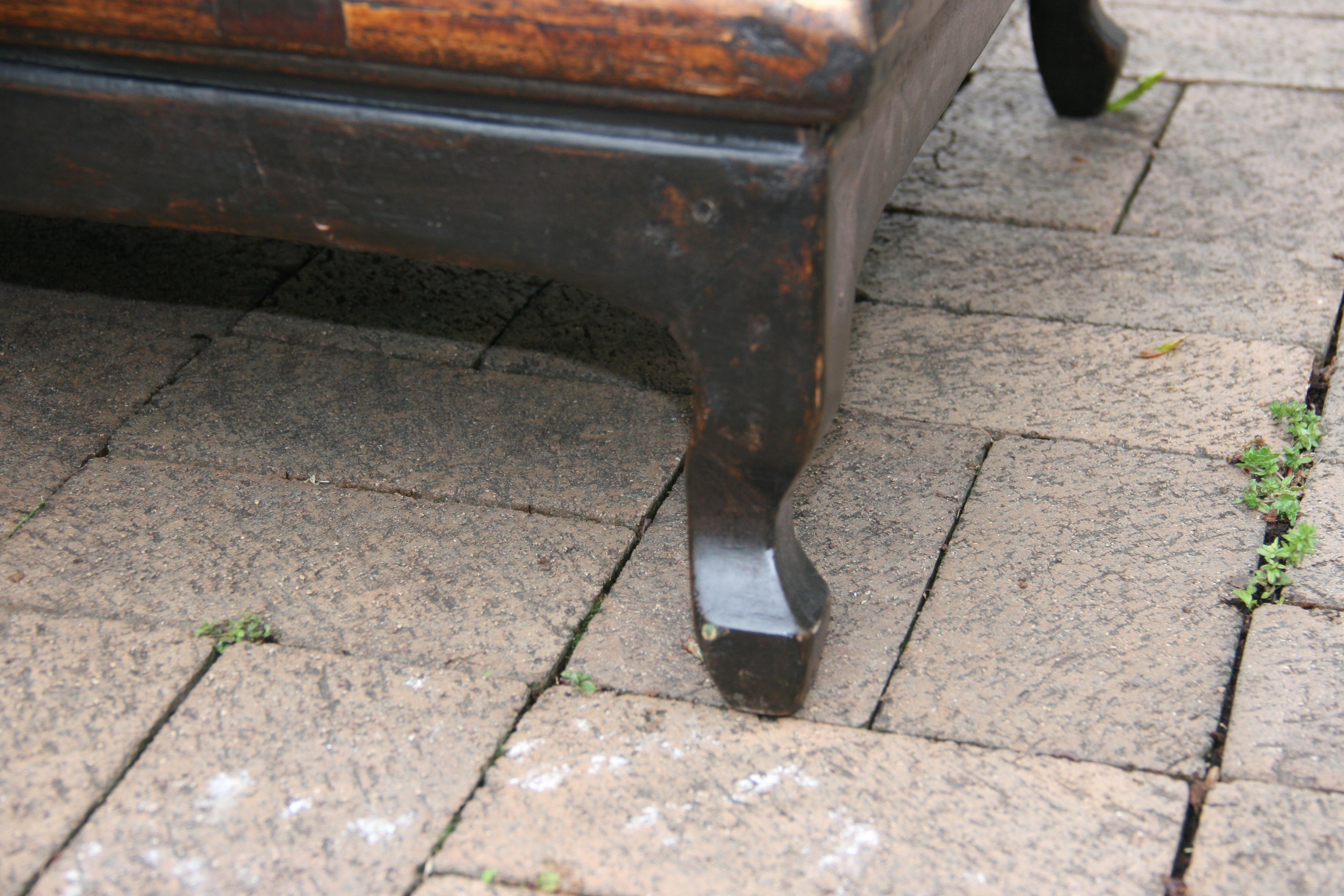 Chinese Inlaid Wood Low Coffee Table For Sale 1