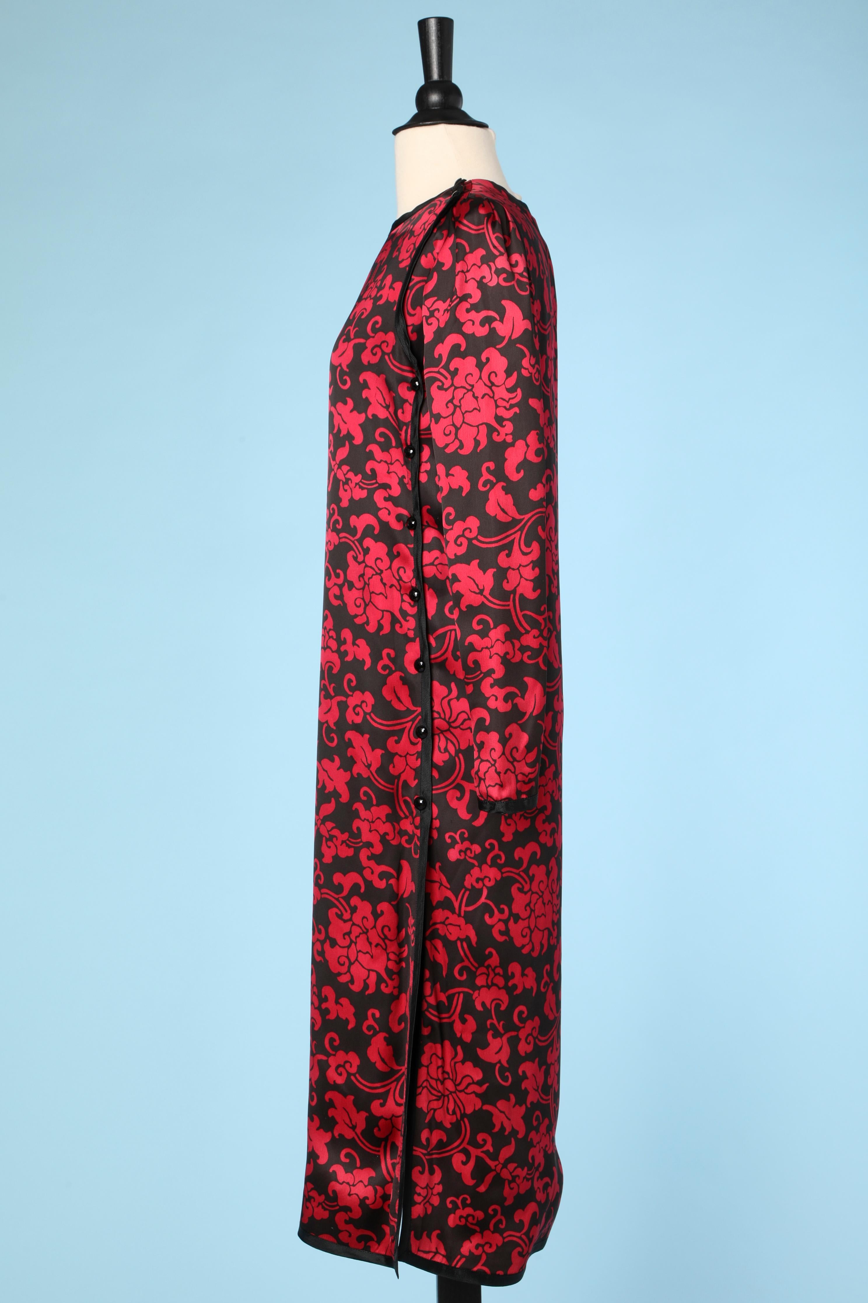 Chinese inspiration printed silk dress Saint Laurent Rive Gauche  In Excellent Condition For Sale In Saint-Ouen-Sur-Seine, FR