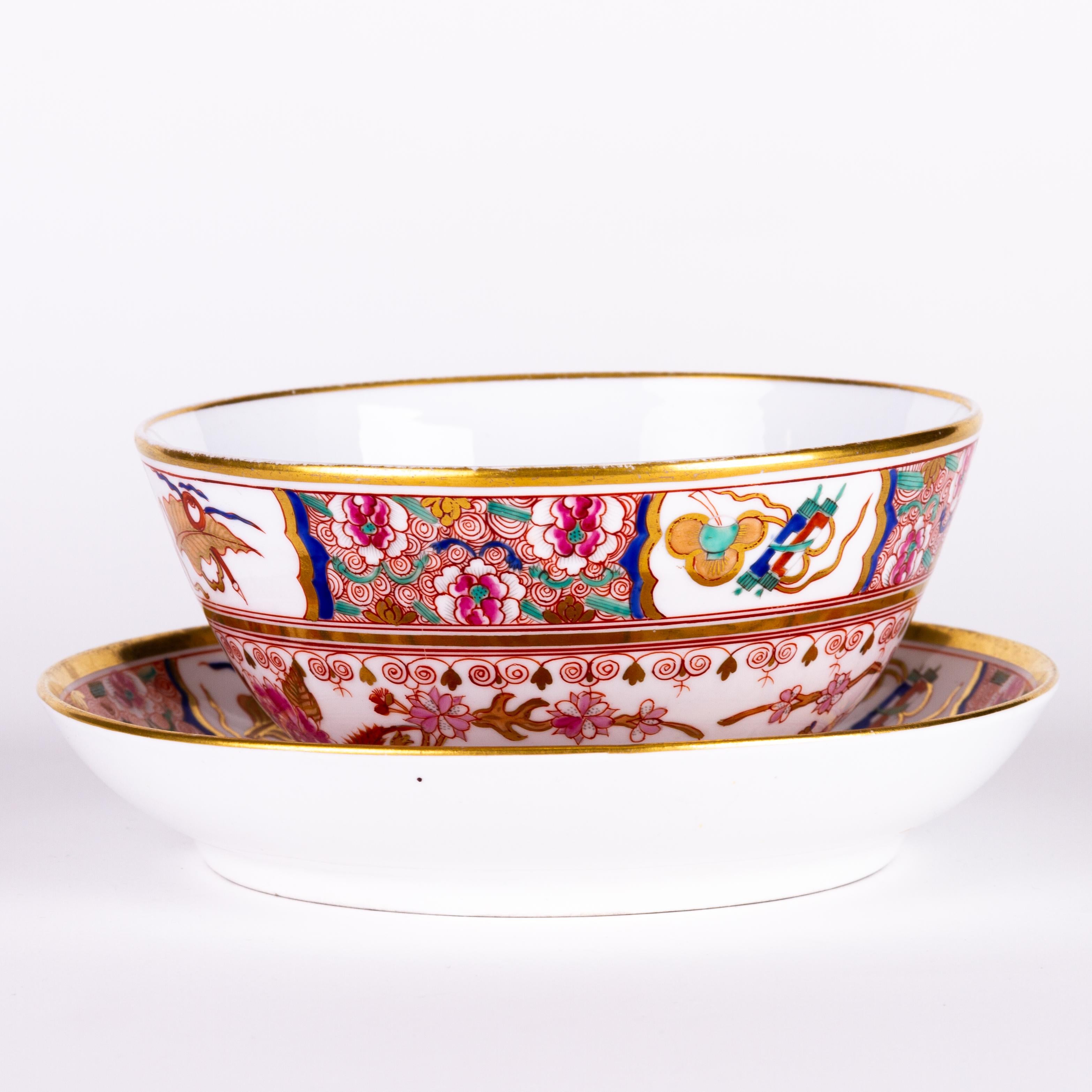 Cuenco de porcelana inglesa de inspiración china pintado a mano Siglo XVIII Porcelana en venta