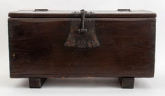 Boîte de voyage chinoise en bois relié en fer