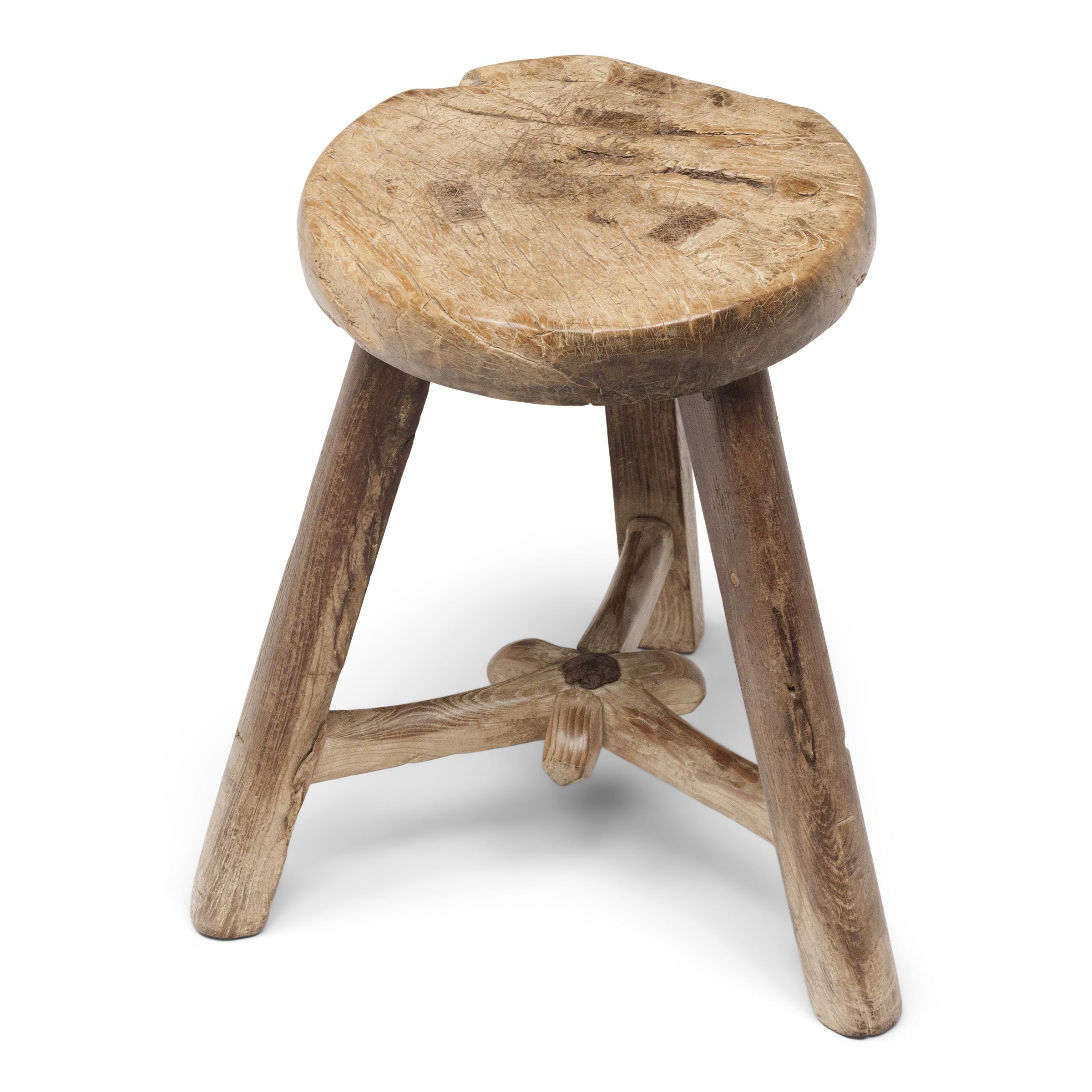Taburete chino de hierro con forma de estrella, c. 1900 Rústico en venta