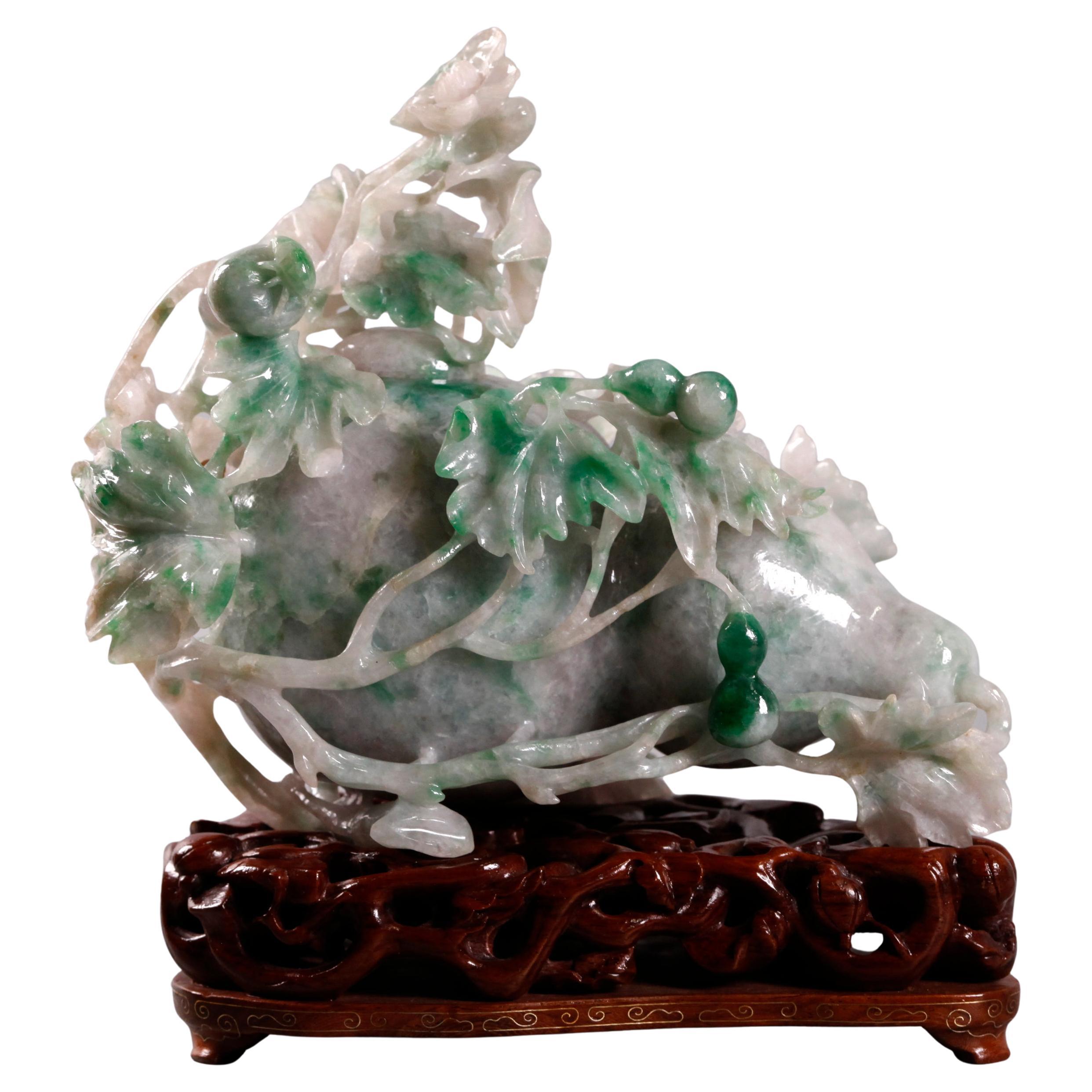 Chinese jade carving of a double gourd form cover jar