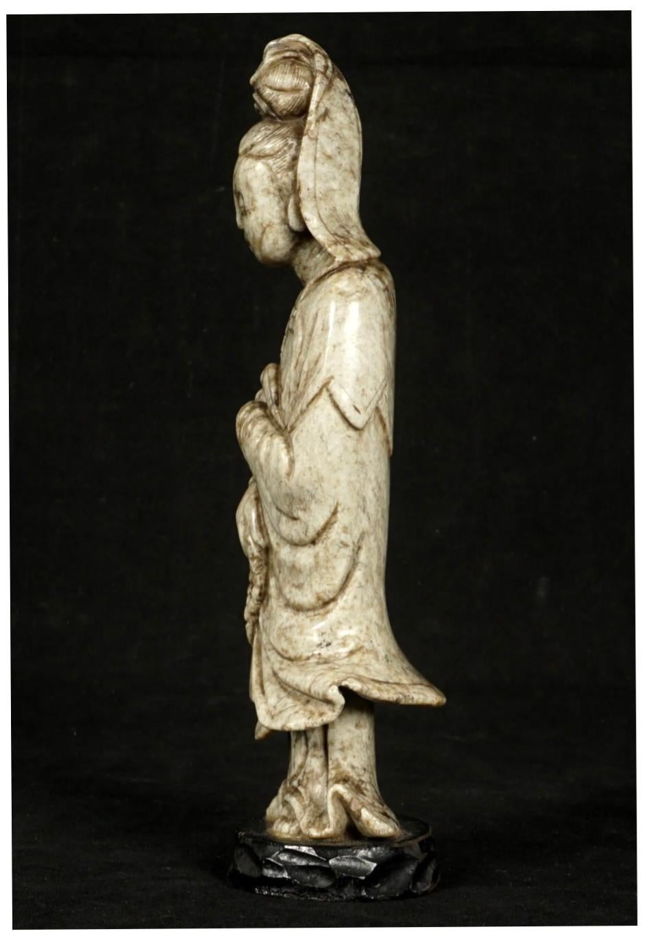 Ming Chinese Jade Figure of Guanyin For Sale