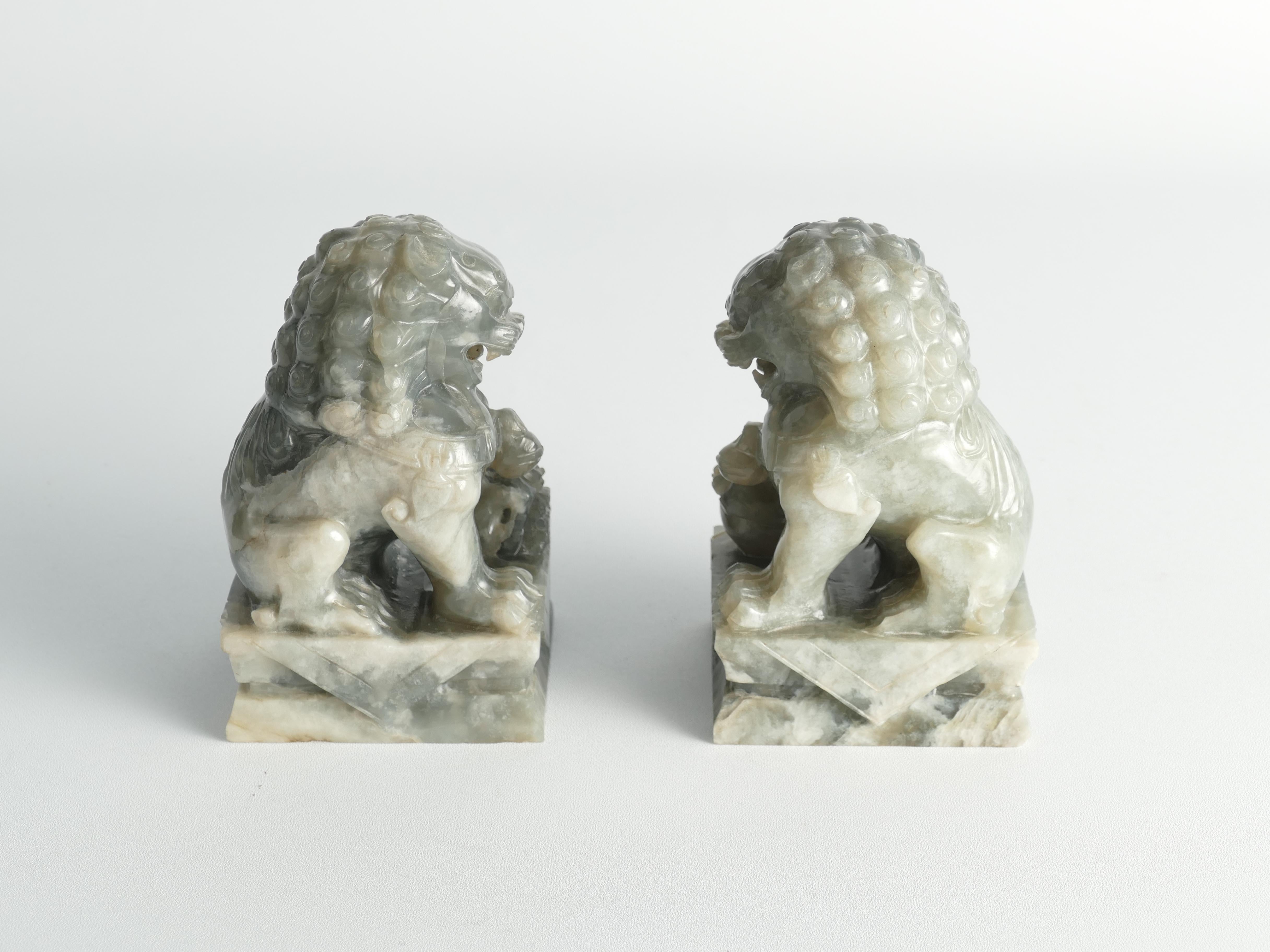 Chinese Jade Foo Dogs, Set of Two In Good Condition For Sale In Grythyttan, SE