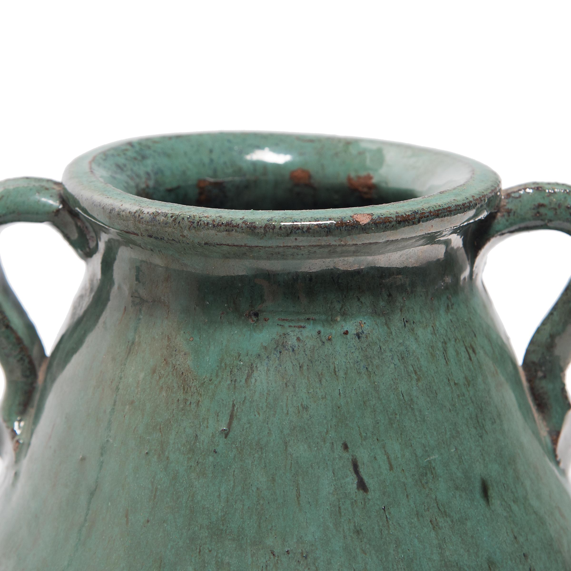 Chinese Jade Green Kitchen Jug, circa 1900 In Good Condition In Chicago, IL