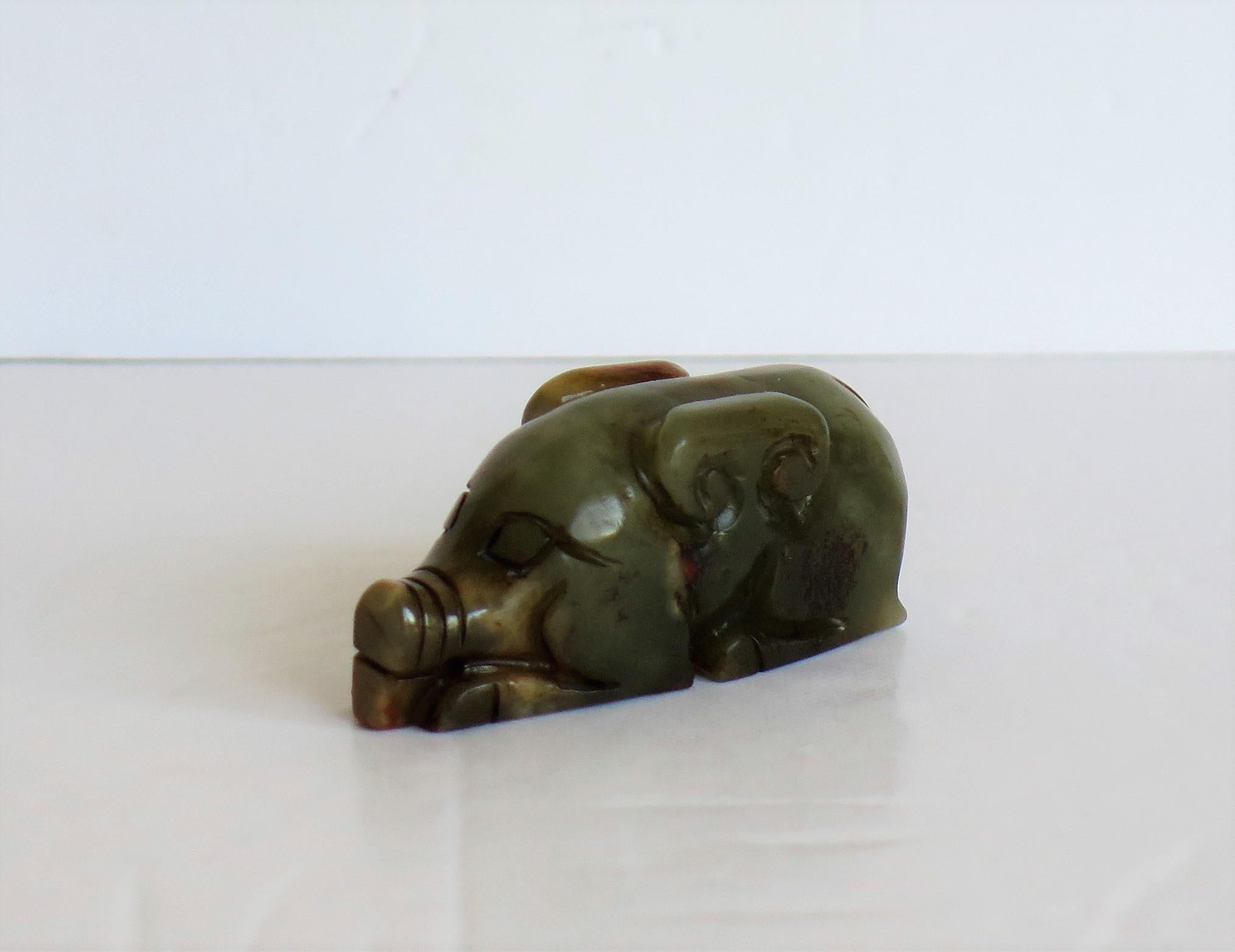 jade pig talisman