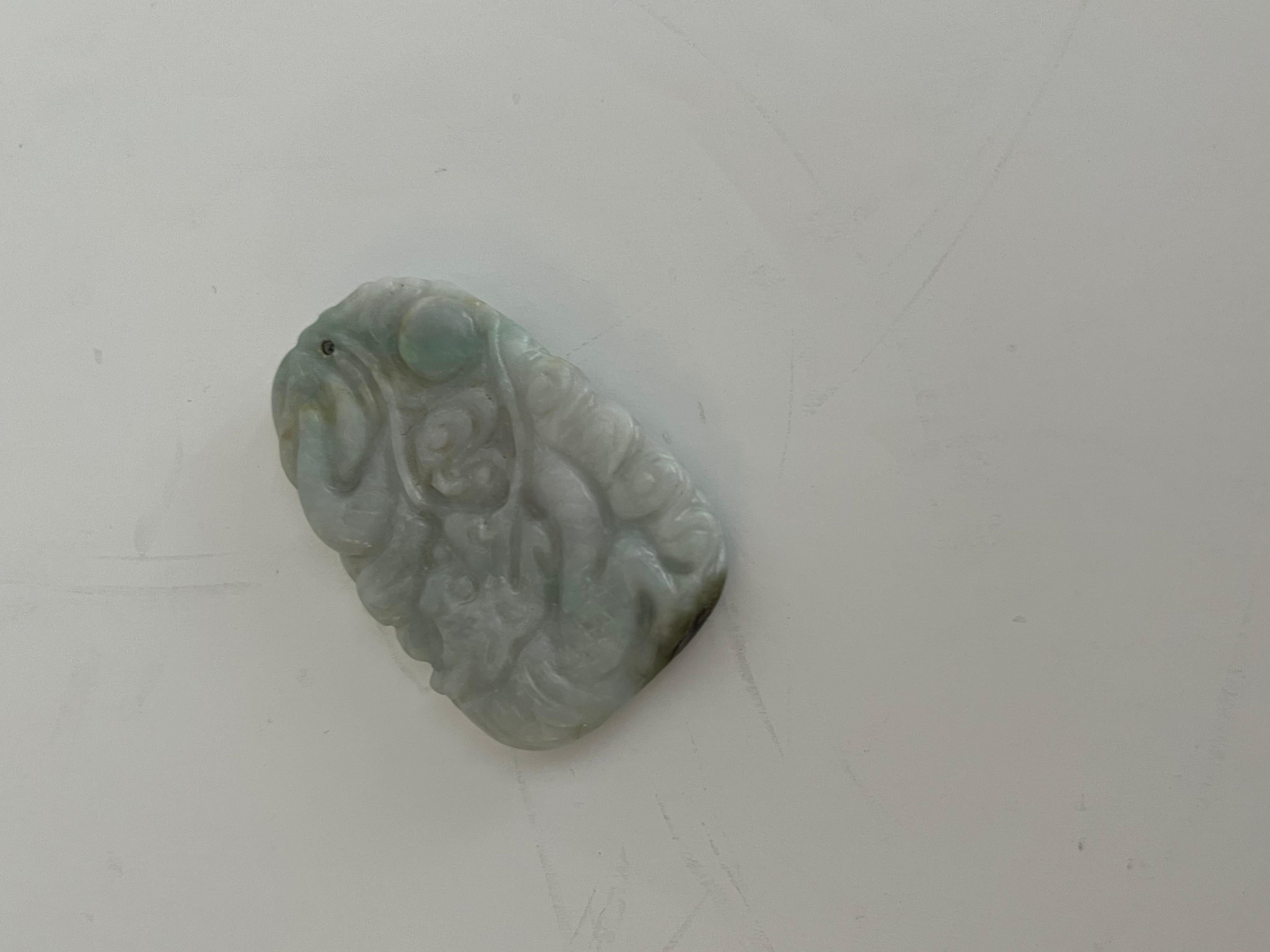 Chinese Jade Jadeite / Nephrite Pendant finely hand carved dragon, 19th C Qing For Sale 6