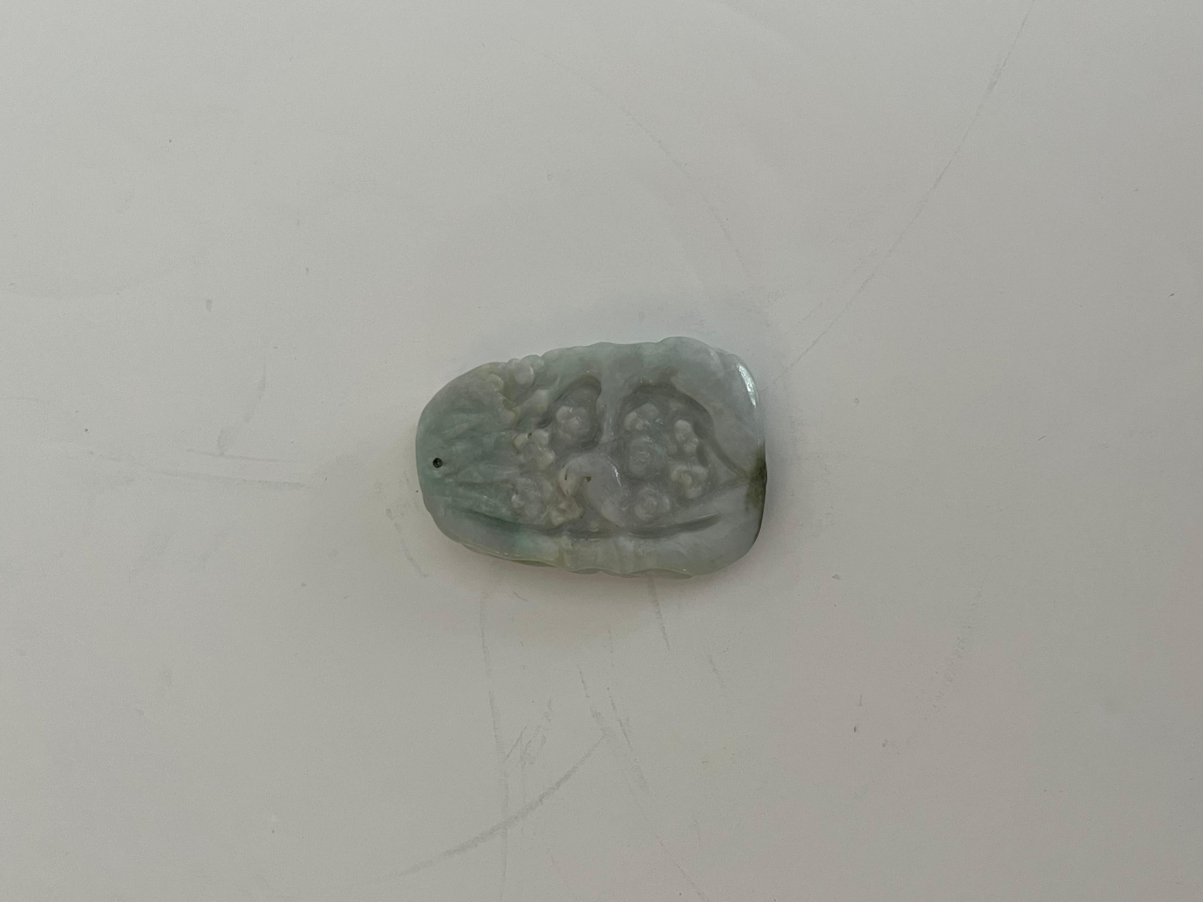 Chinese Jade Jadeite / Nephrite Pendant finely hand carved dragon, 19th C Qing For Sale 8