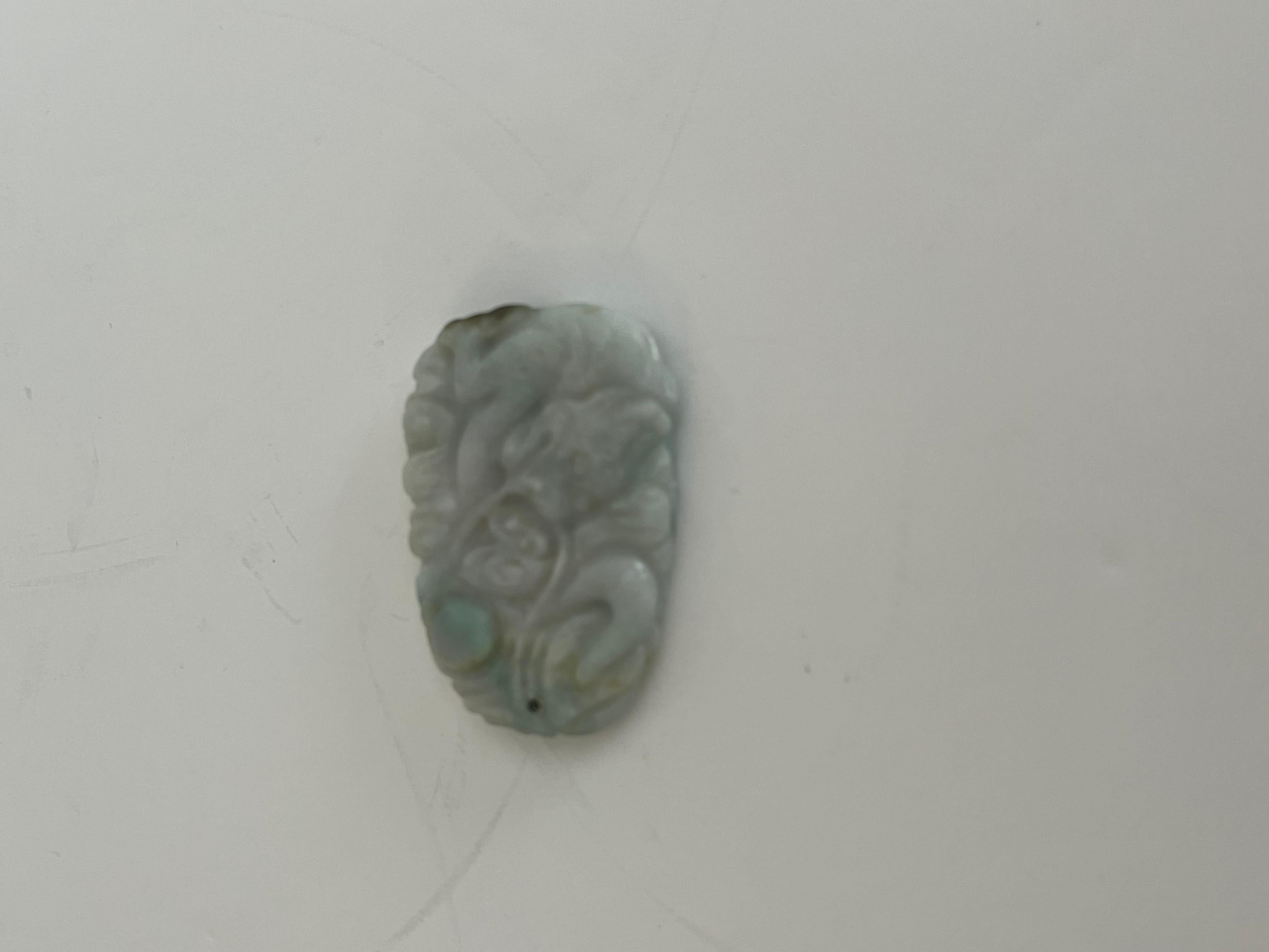 Chinese Jade Jadeite / Nephrite Pendant finely hand carved dragon, 19th C Qing For Sale 9