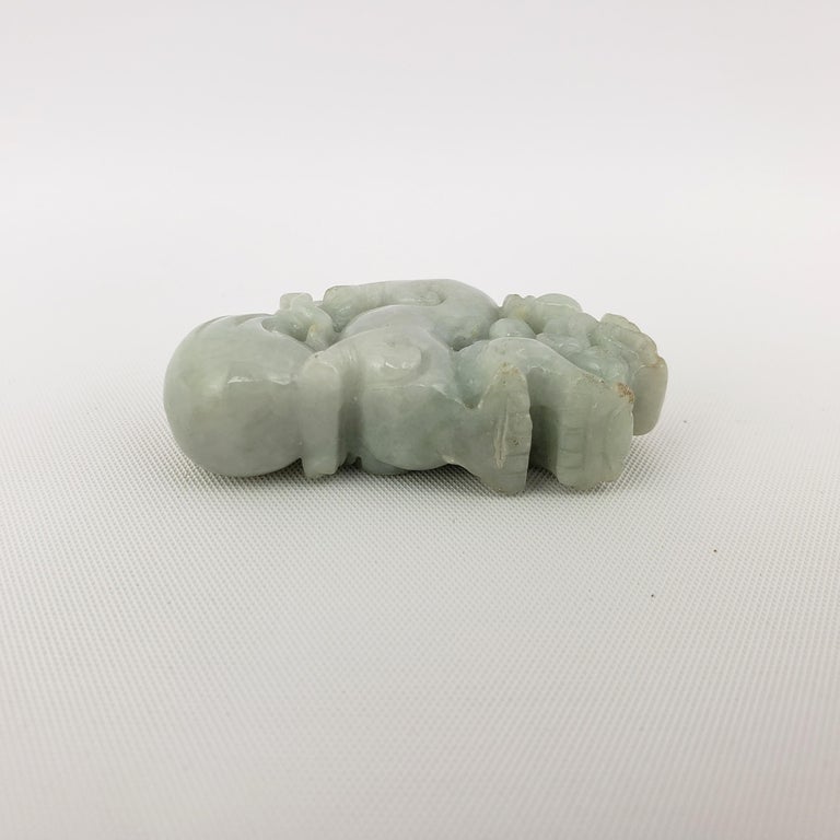 Chinese Jade Pendant In Good Condition For Sale In Hamilton, Ontario