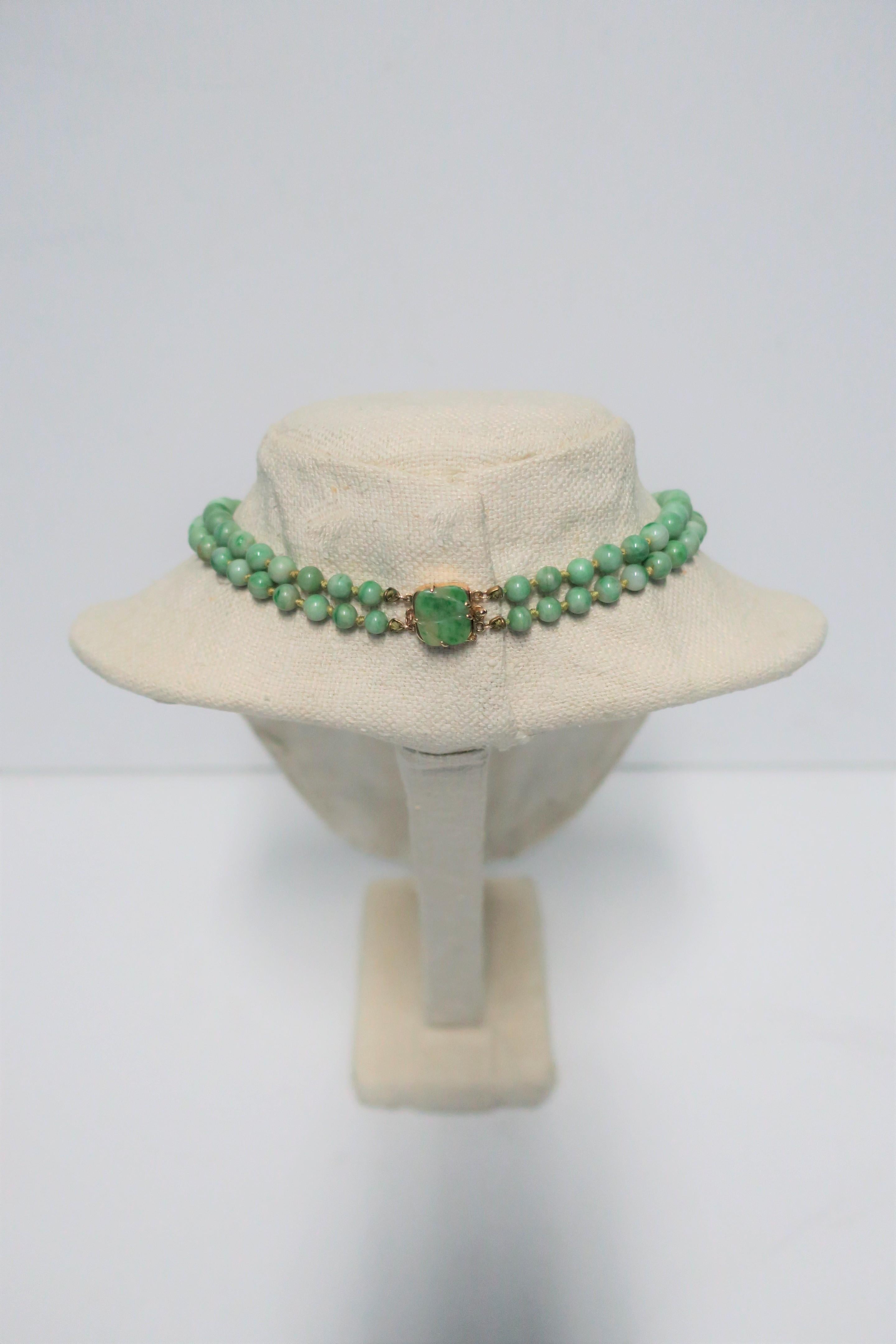 Chinese Jadeite and Gold Necklace, circa 1940s 4
