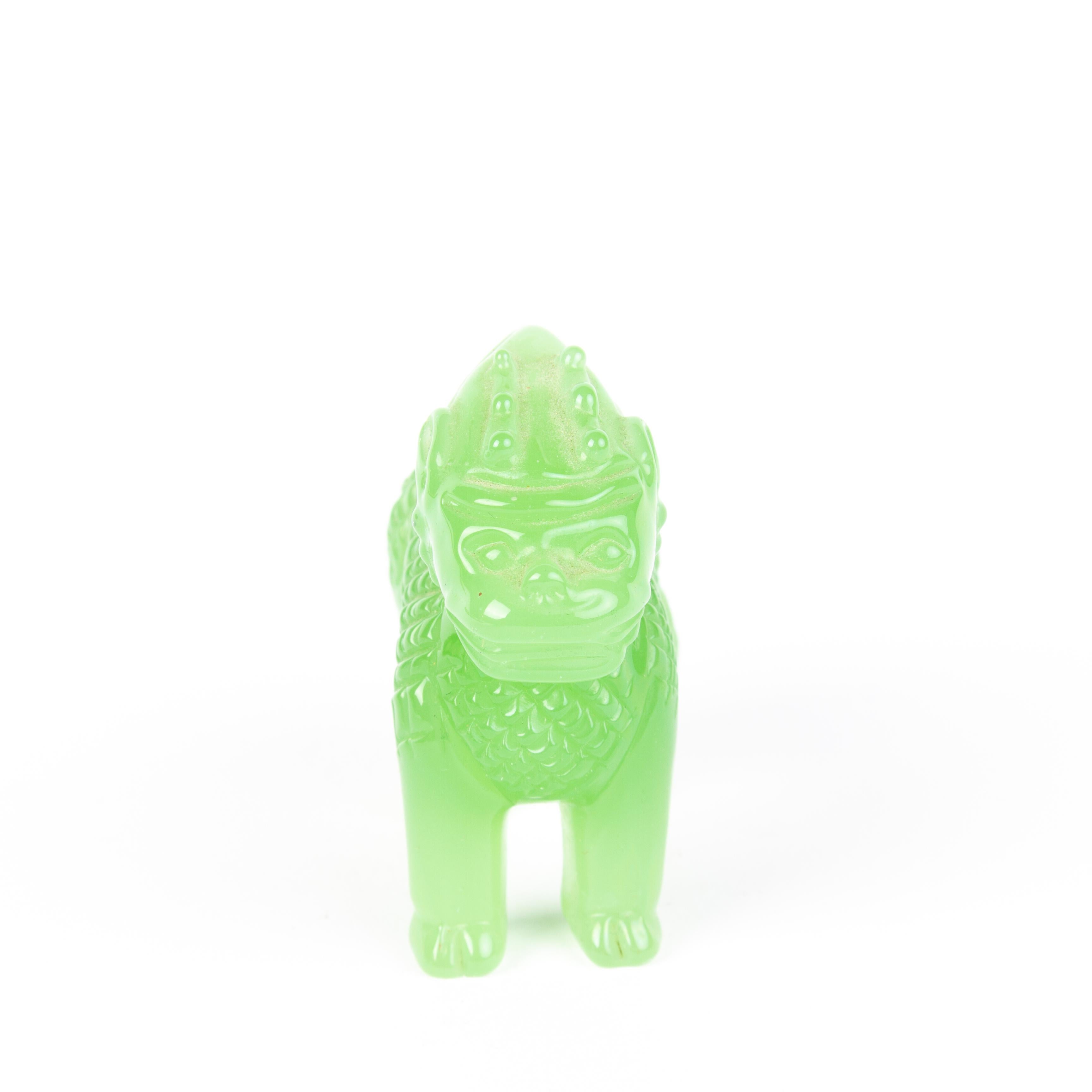 Chinese Carved jadeite Sculpture of a foo dog 19th Century Qing
Very good condition.
From a private collection.
Free international shipping.