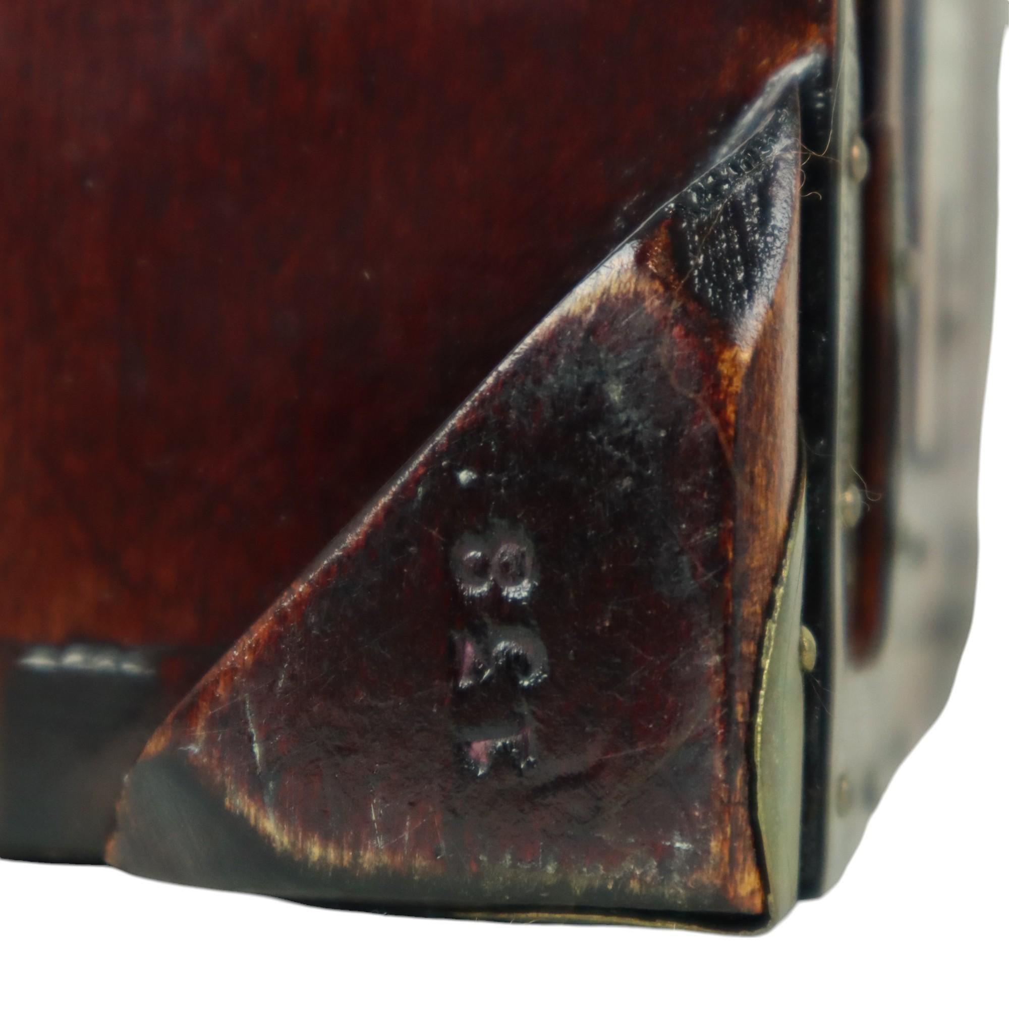Chinese Jewelry Box Jewelry Box Jade Rosewood Brass Vintage For Sale 6