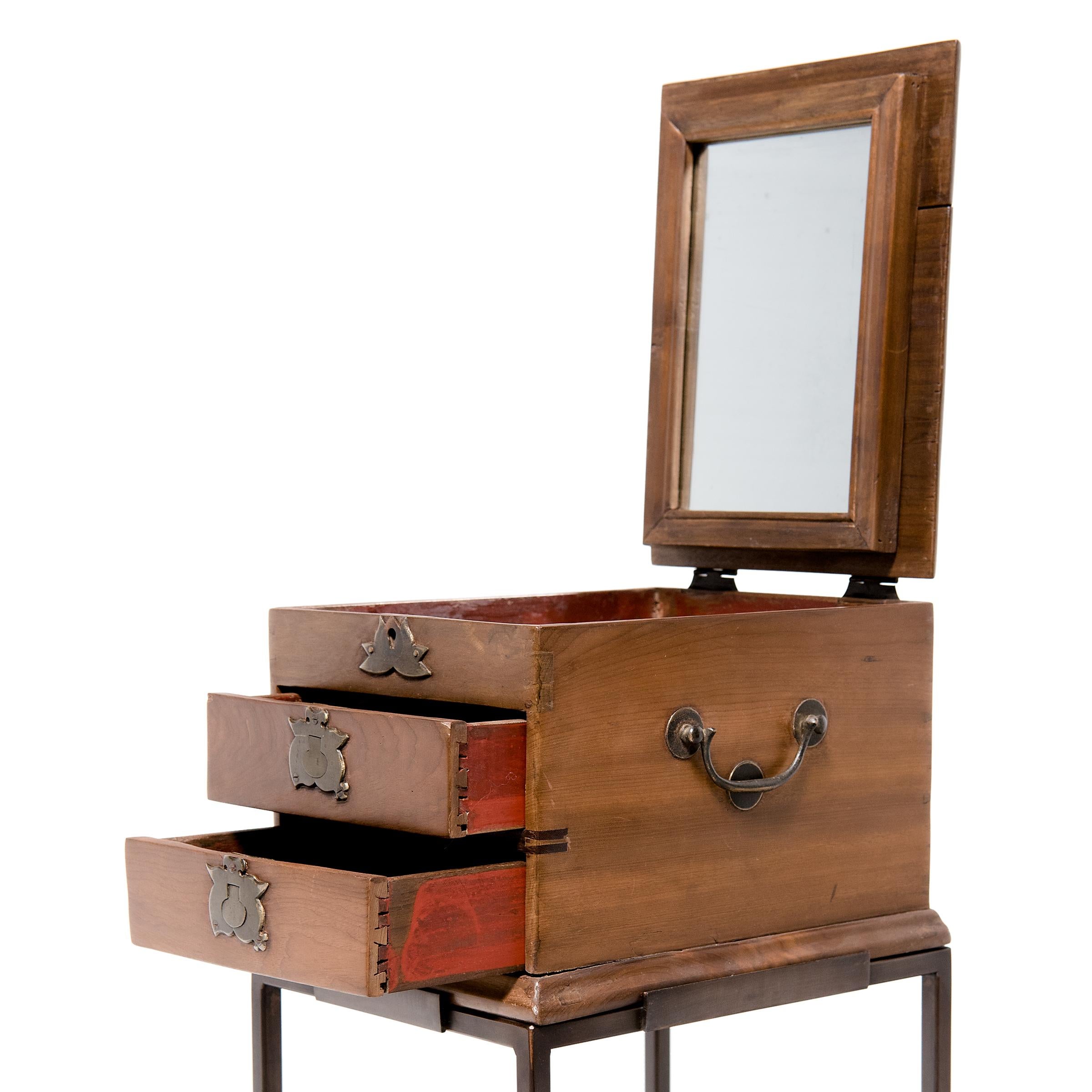 Chinese Jewelry Box Table with Peaches and Pomegranates, c. 1900 3