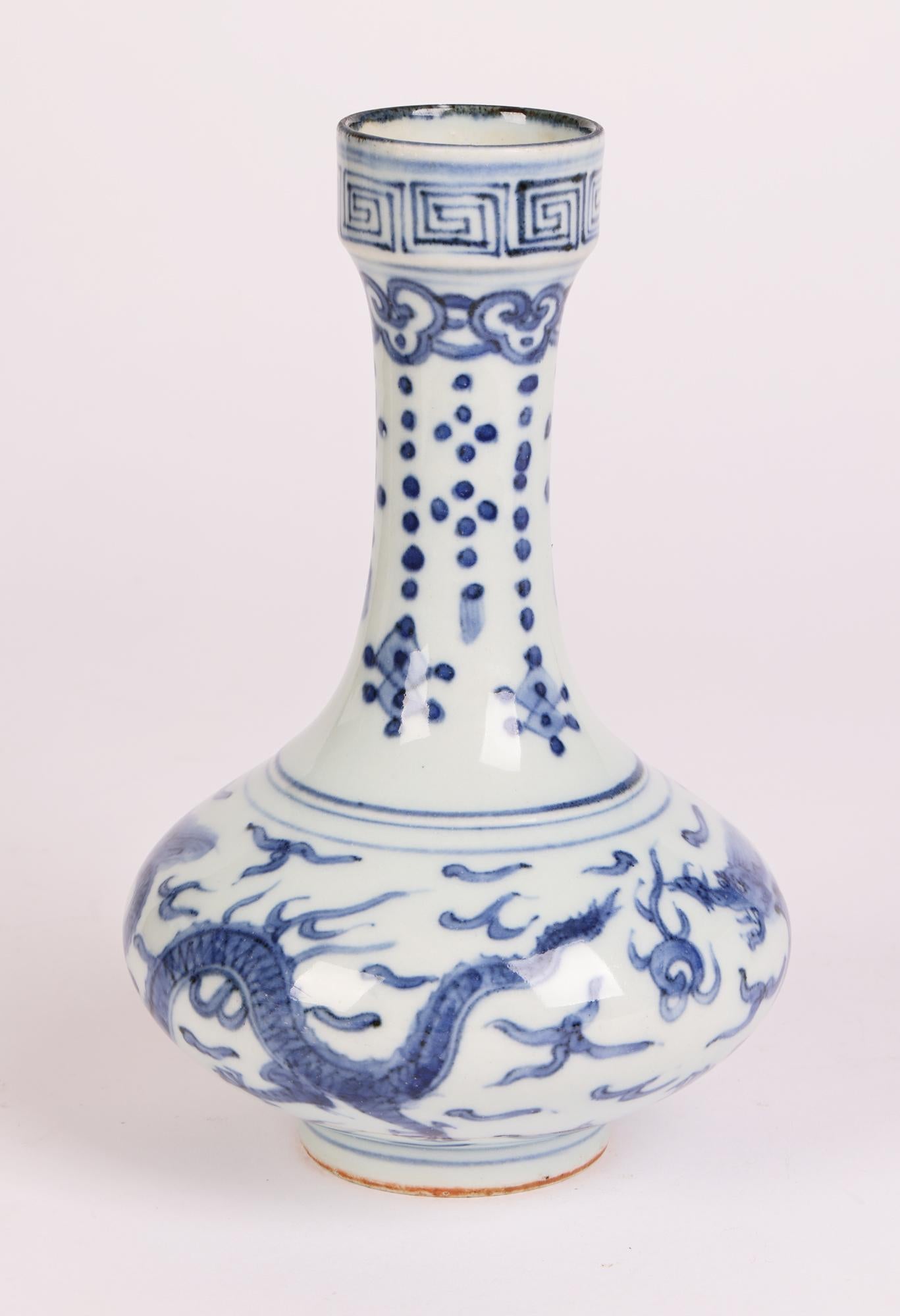 Chinese Jiajing Mark Blue & White Dragon Painted Porcelain Vase 1