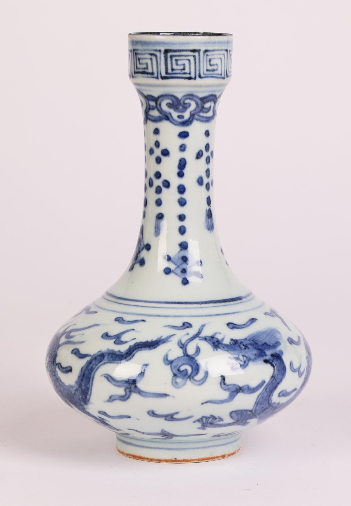 Chinese Jiajing Mark Blue & White Dragon Painted Porcelain Vase 5