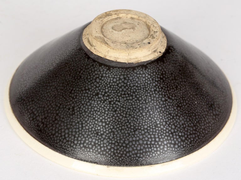 Chinese Jian Ware Style Black Shagreen Pattern Pottery Teabowl with White Rim For Sale 2