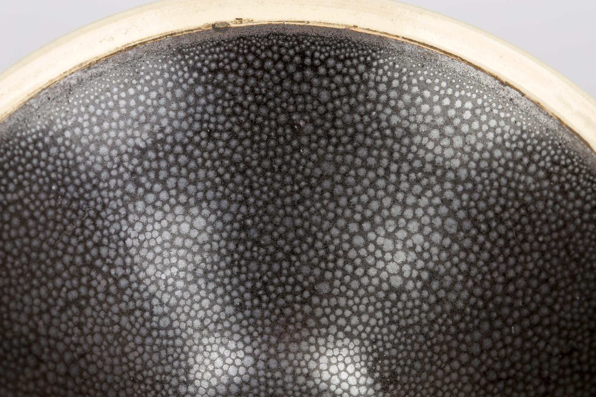 Chinese Jian Ware Style Black Shagreen Pattern Pottery Teabowl with White Rim For Sale 3