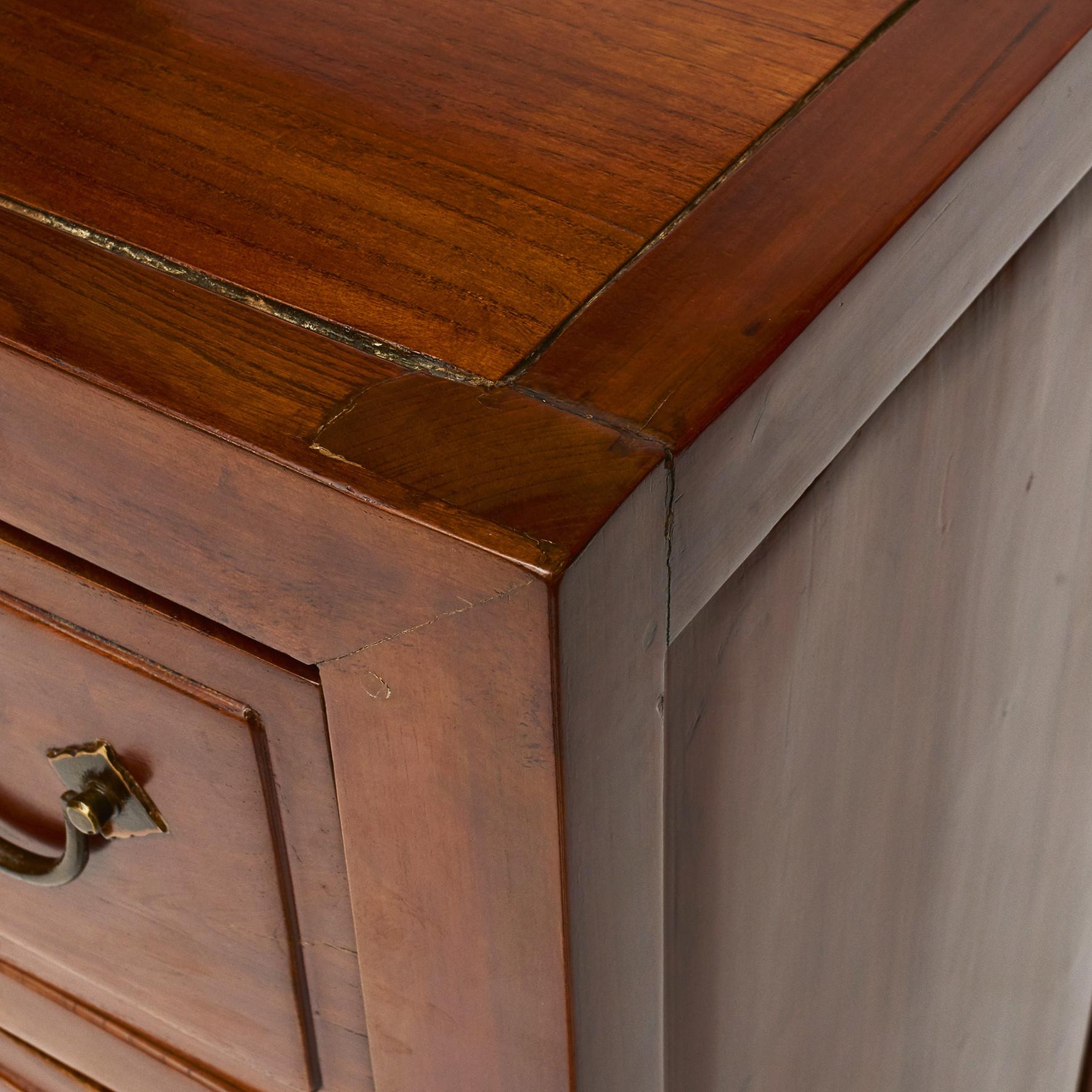 Chinese Jumu Wood Apothecary Medicine Chest In Good Condition For Sale In Kastrup, DK