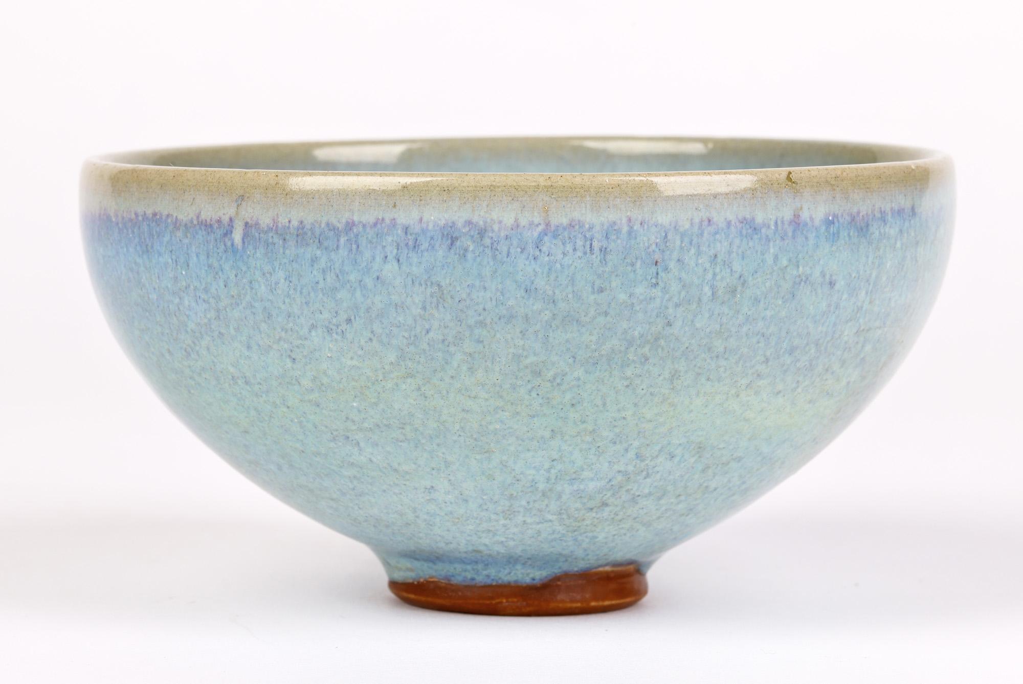 Chinesische Jun Ware Schale aus glasierter Kunstkeramik mit blauem Harenpelz im Angebot 3