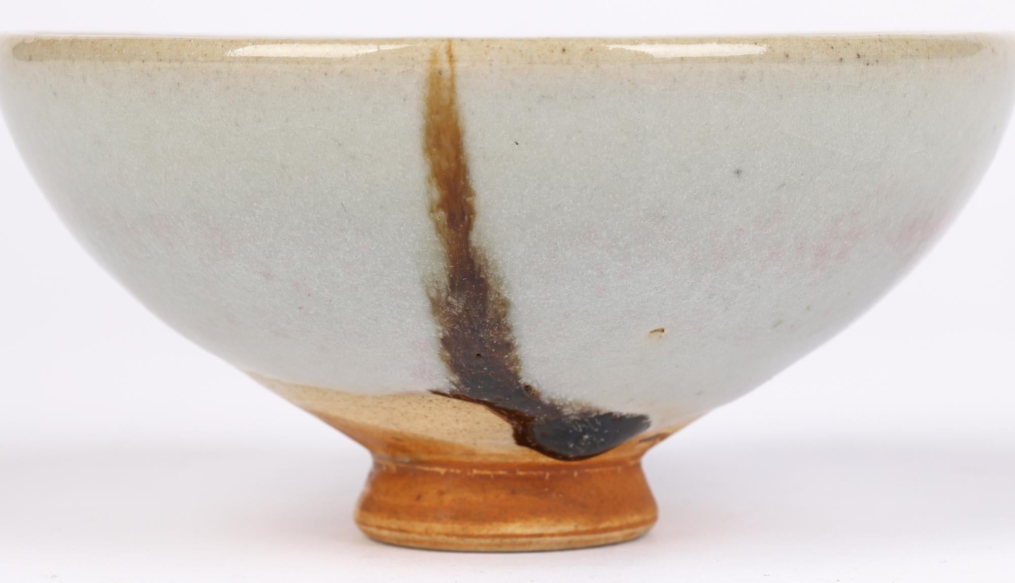 Chinese Jun Ware Streak Glazed Art Pottery Bowl In Good Condition For Sale In Bishop's Stortford, Hertfordshire