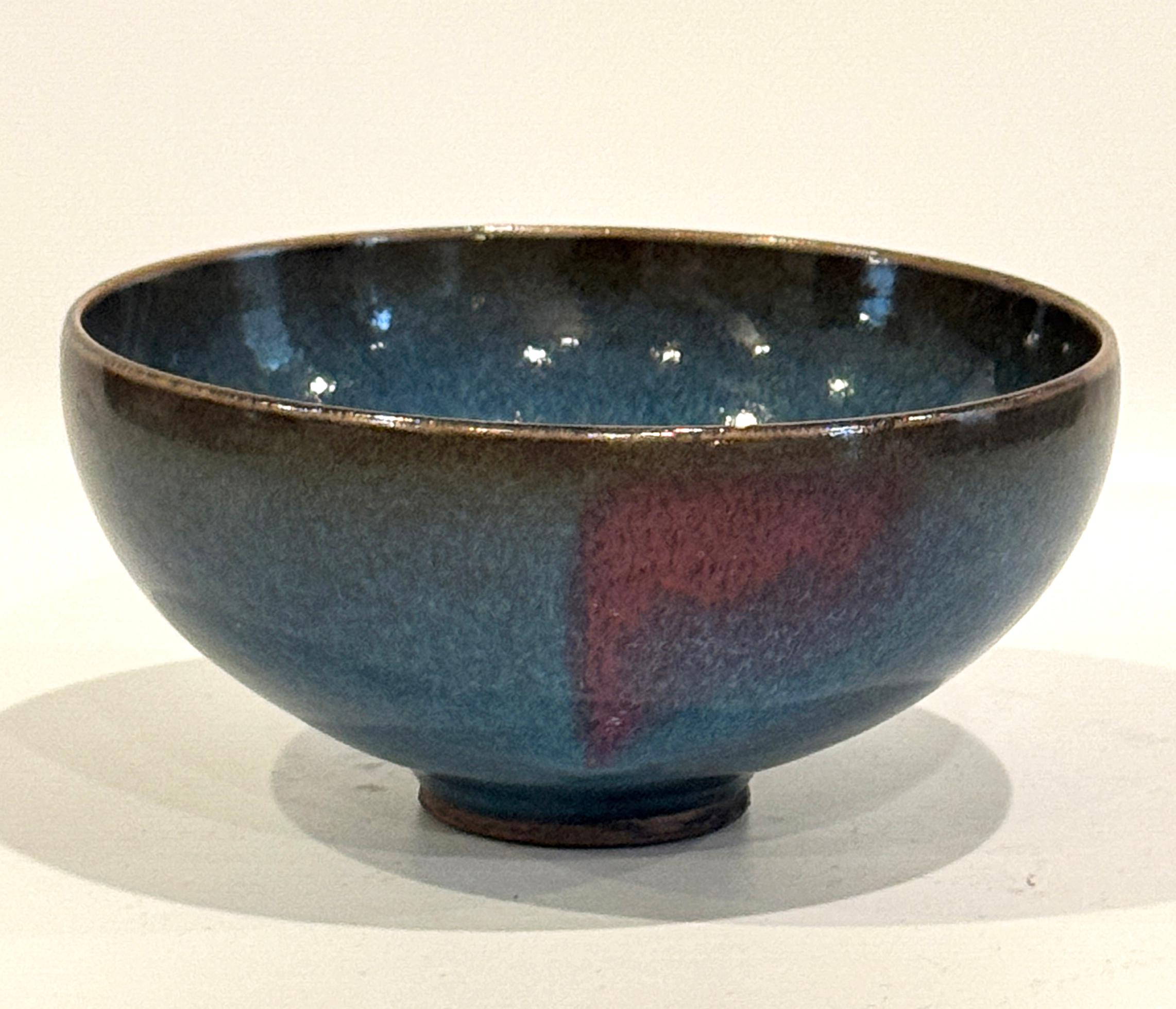 Bol à glaçure bleu éclaboussé violet de Junyao chinois Bon état - En vente à Philadelphia, PA