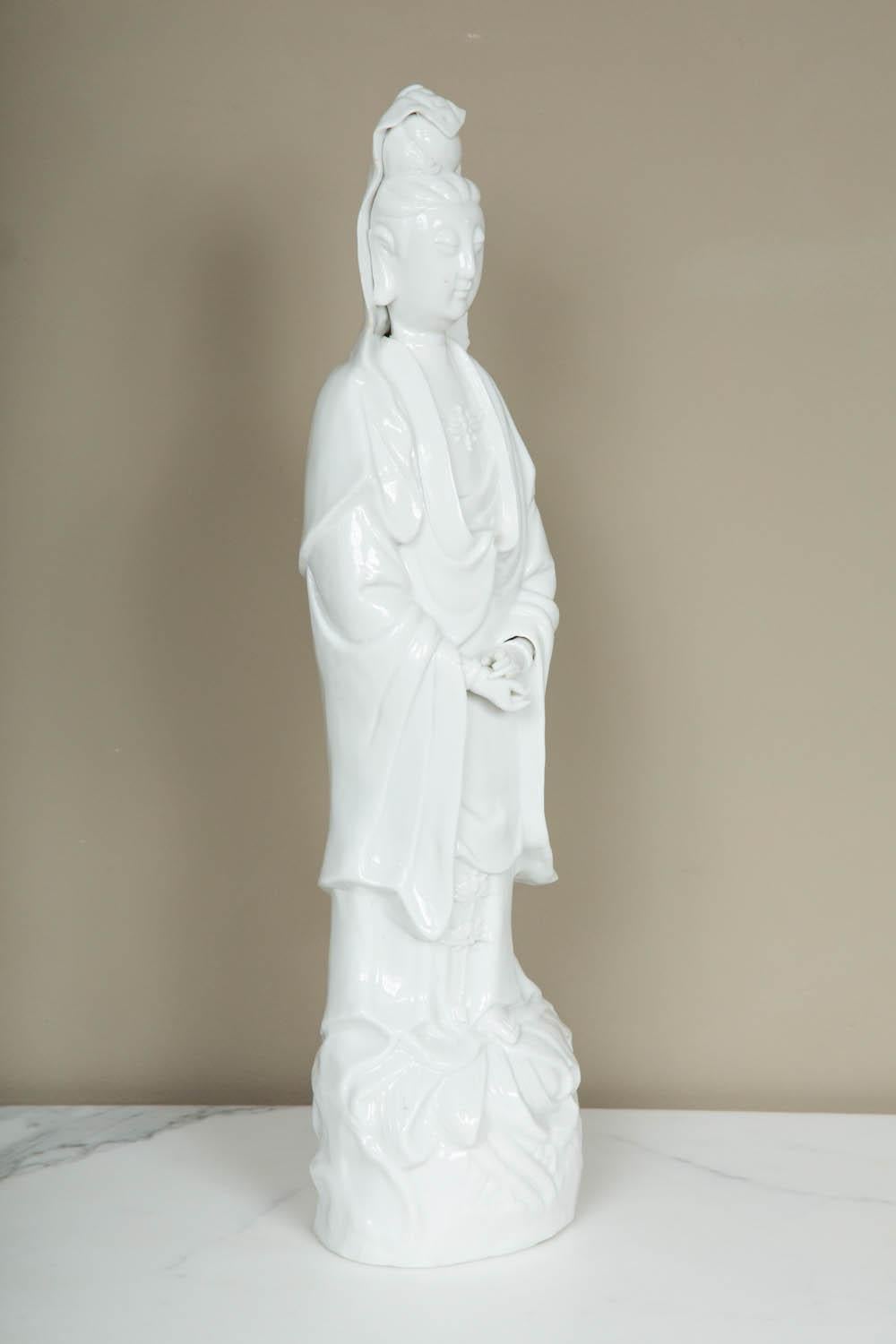 Chinese Kangxi Blanc de Chine Porcelain Model of Guanyin, 17th Century 1