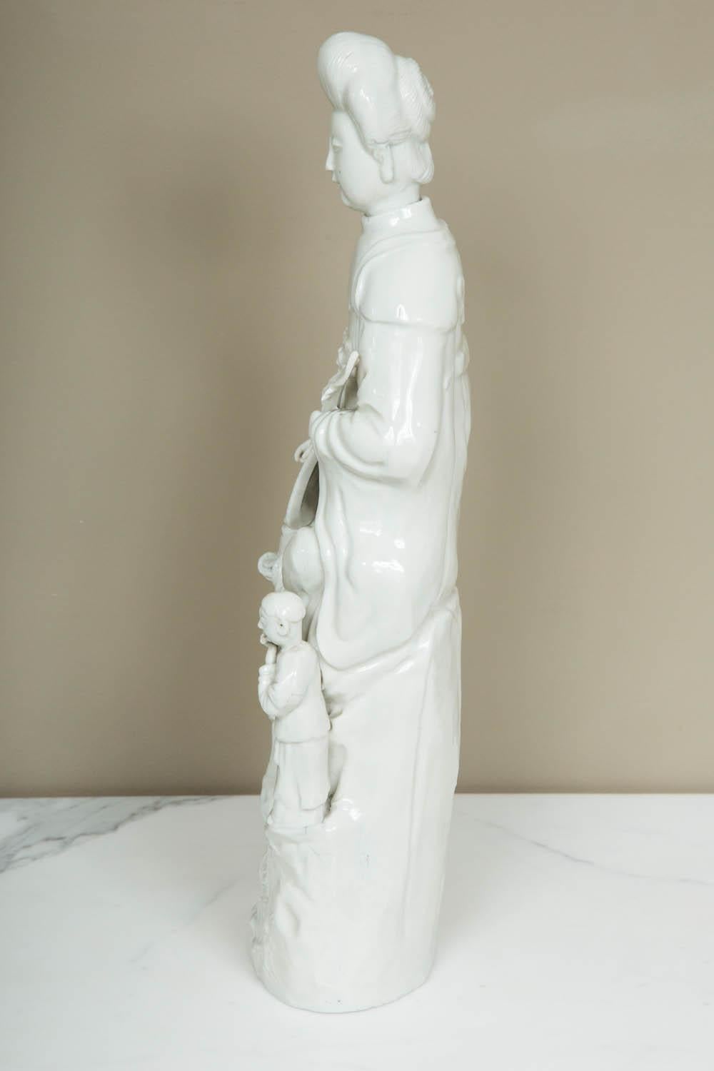 Chinese Kangxi Blanc de Chine Porcelain Model of Guanyin, 17th Century 3