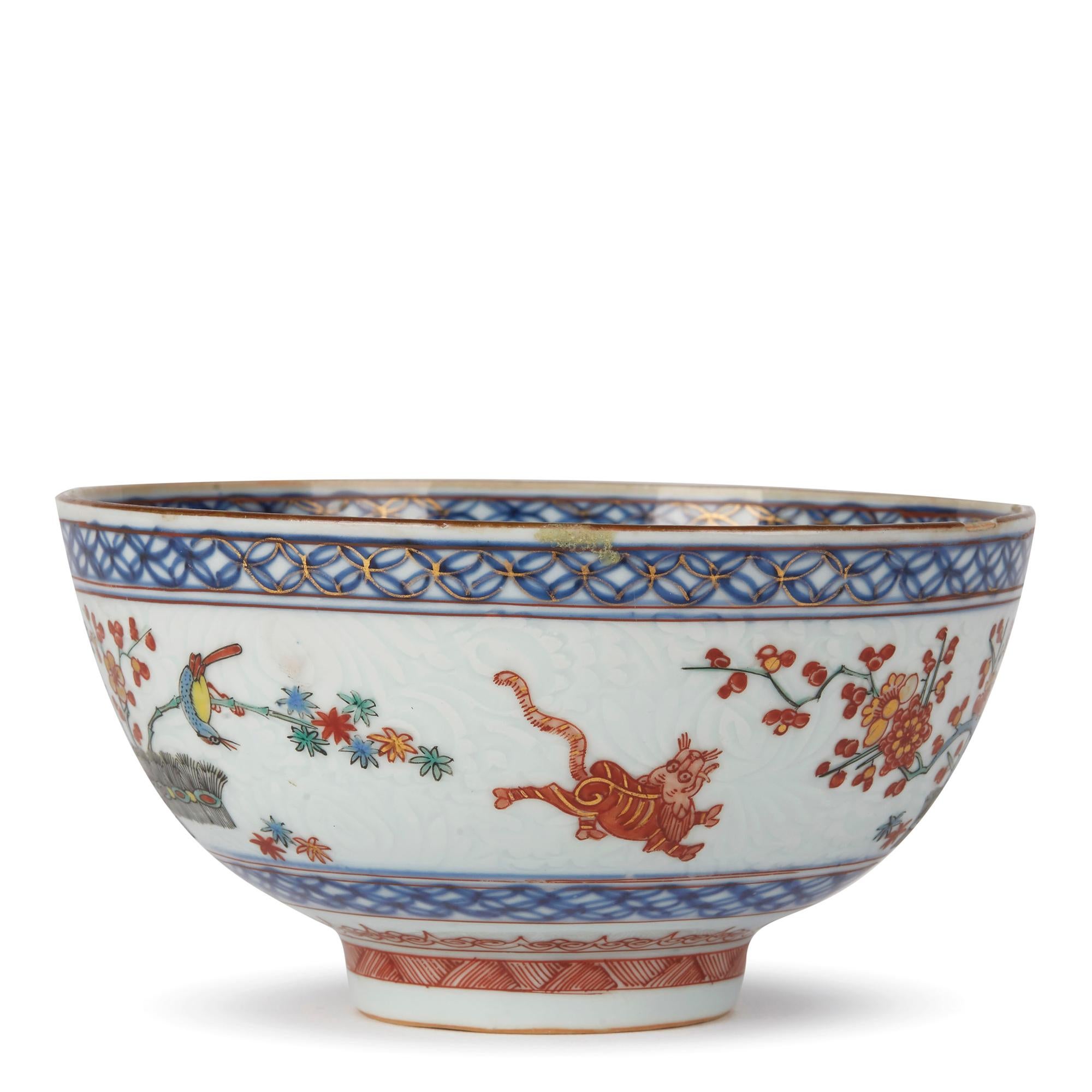 Chinese Kangxi Kakiemon Ware Bird and Tiger Bowl Early 18th Century In Good Condition In Bishop's Stortford, Hertfordshire