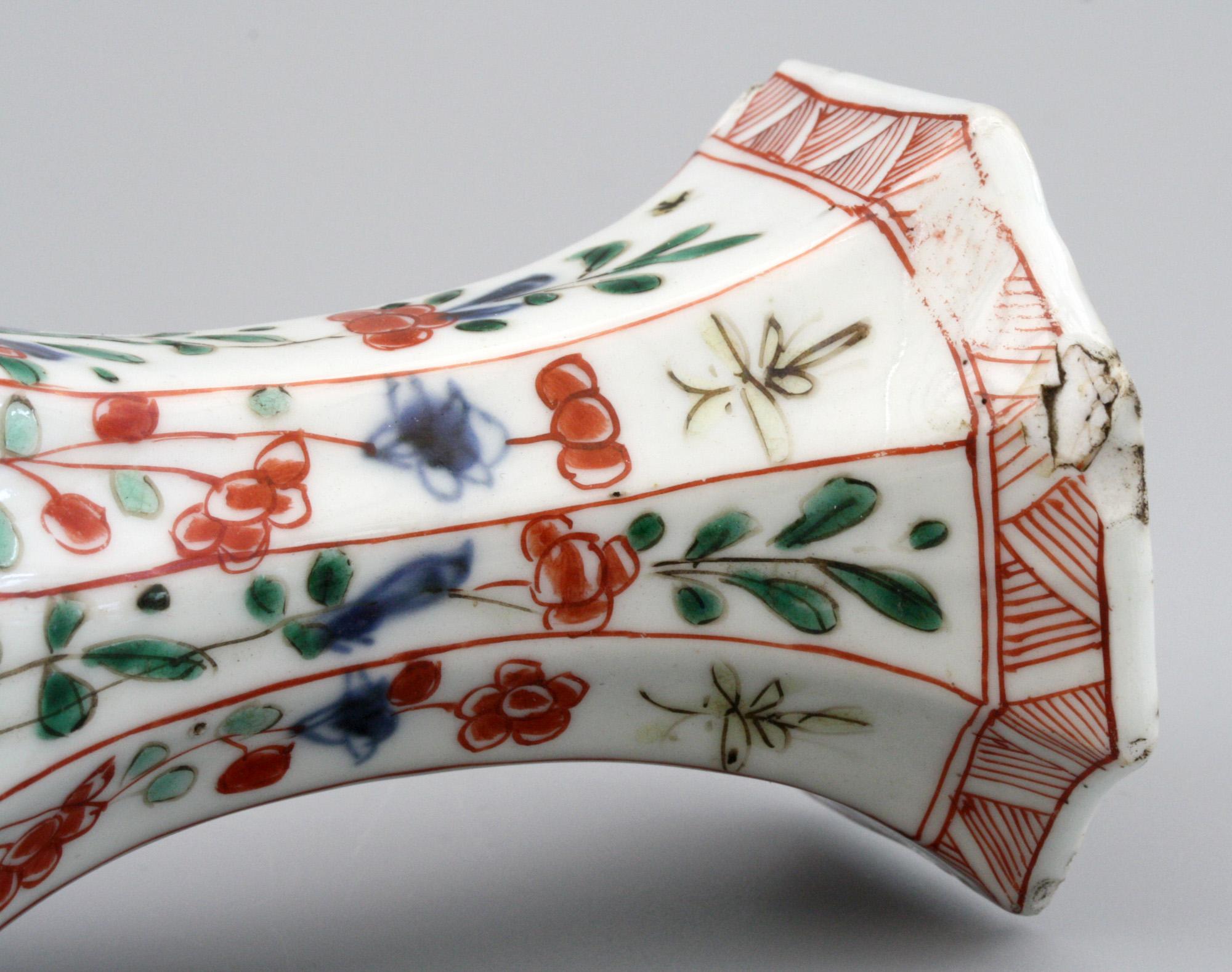 Qing Chinese Kangxi Octagonal Famille Verte Floral Painted Porcelain Vase For Sale