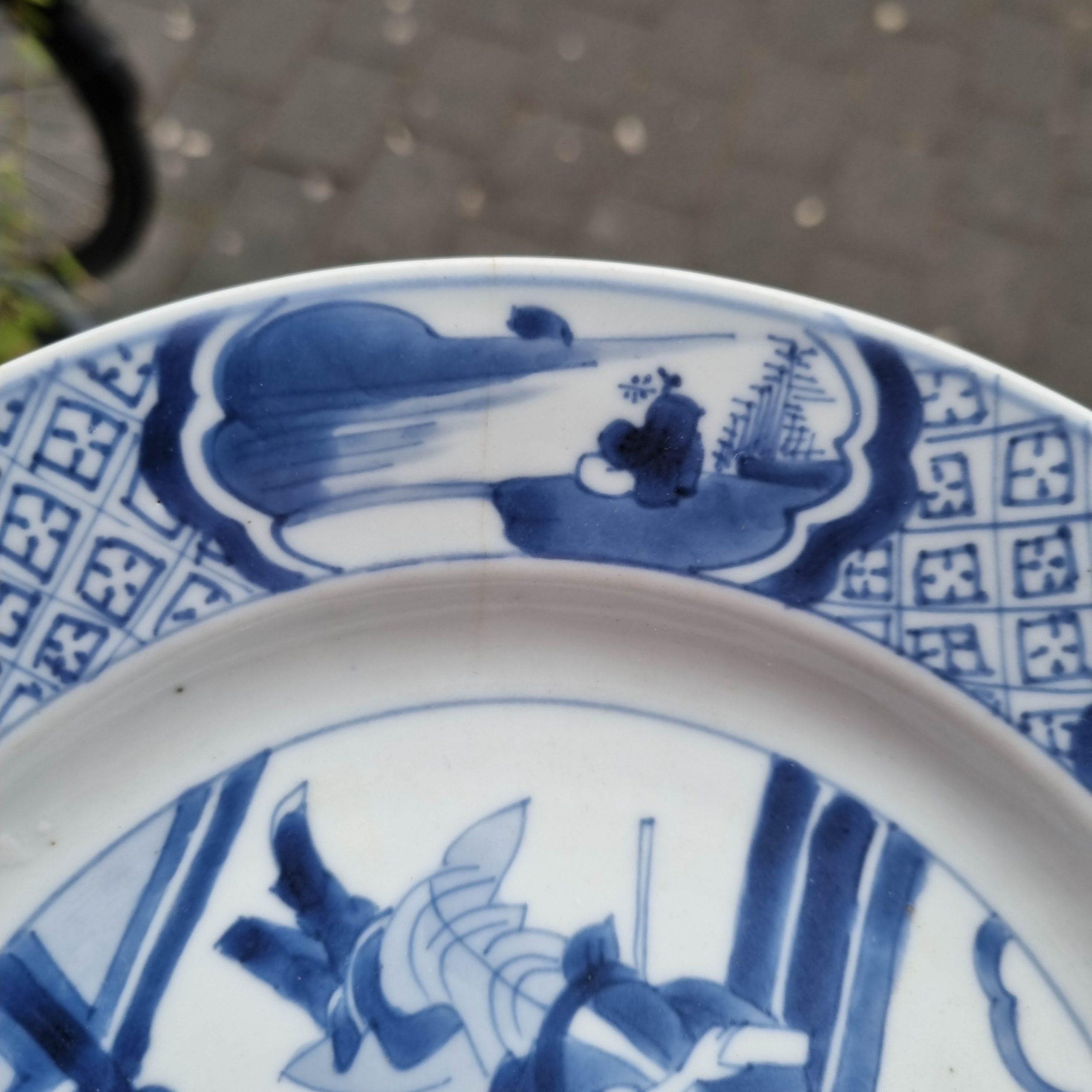 Chinese Kangxi Period Porcelain Dish Romance of the Western Chamber Blue White For Sale 1