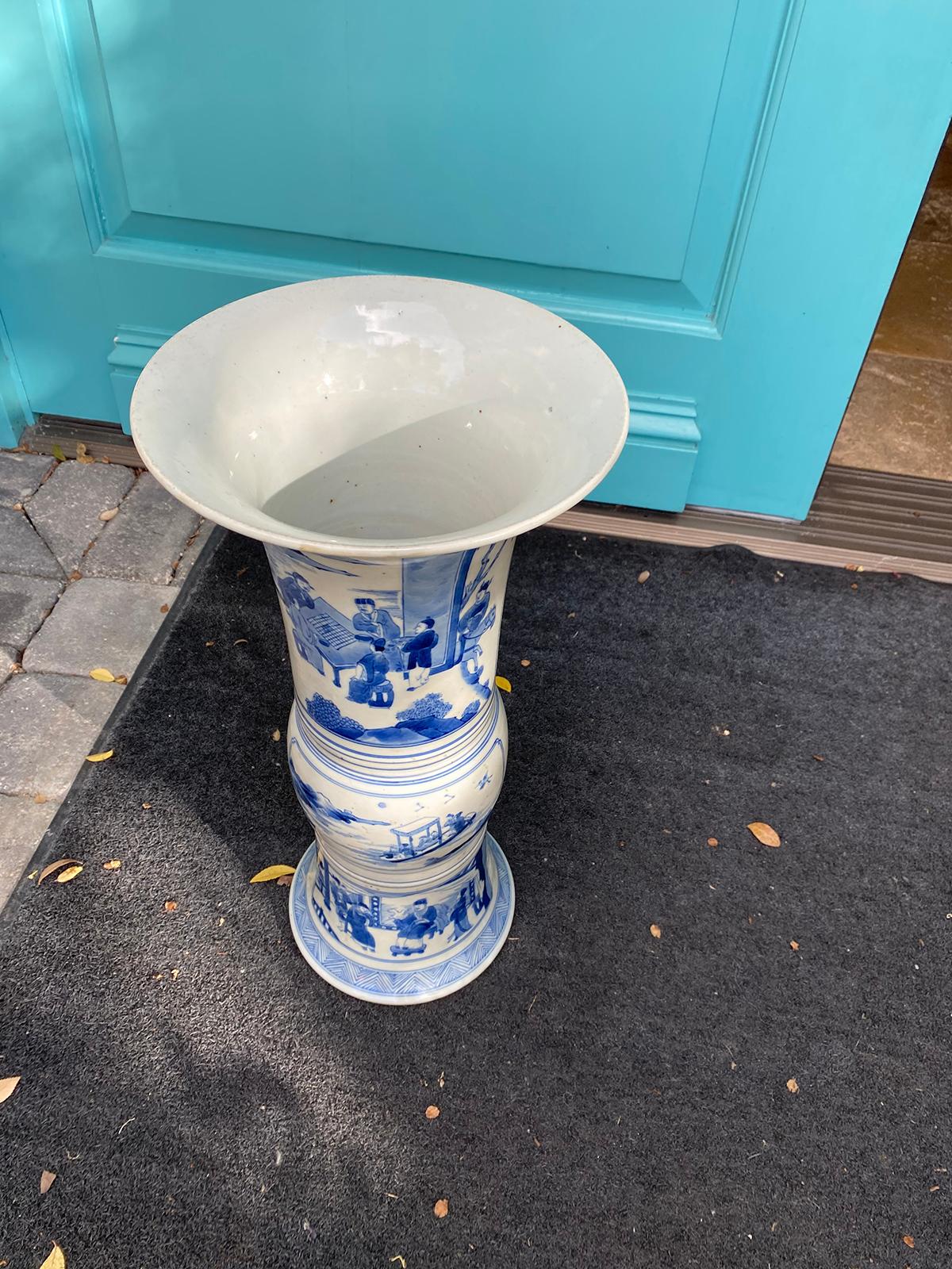 Chinese Kangxi Style Blue and White Chinoiserie Gu Form Beaker Porcelain Vase For Sale 12