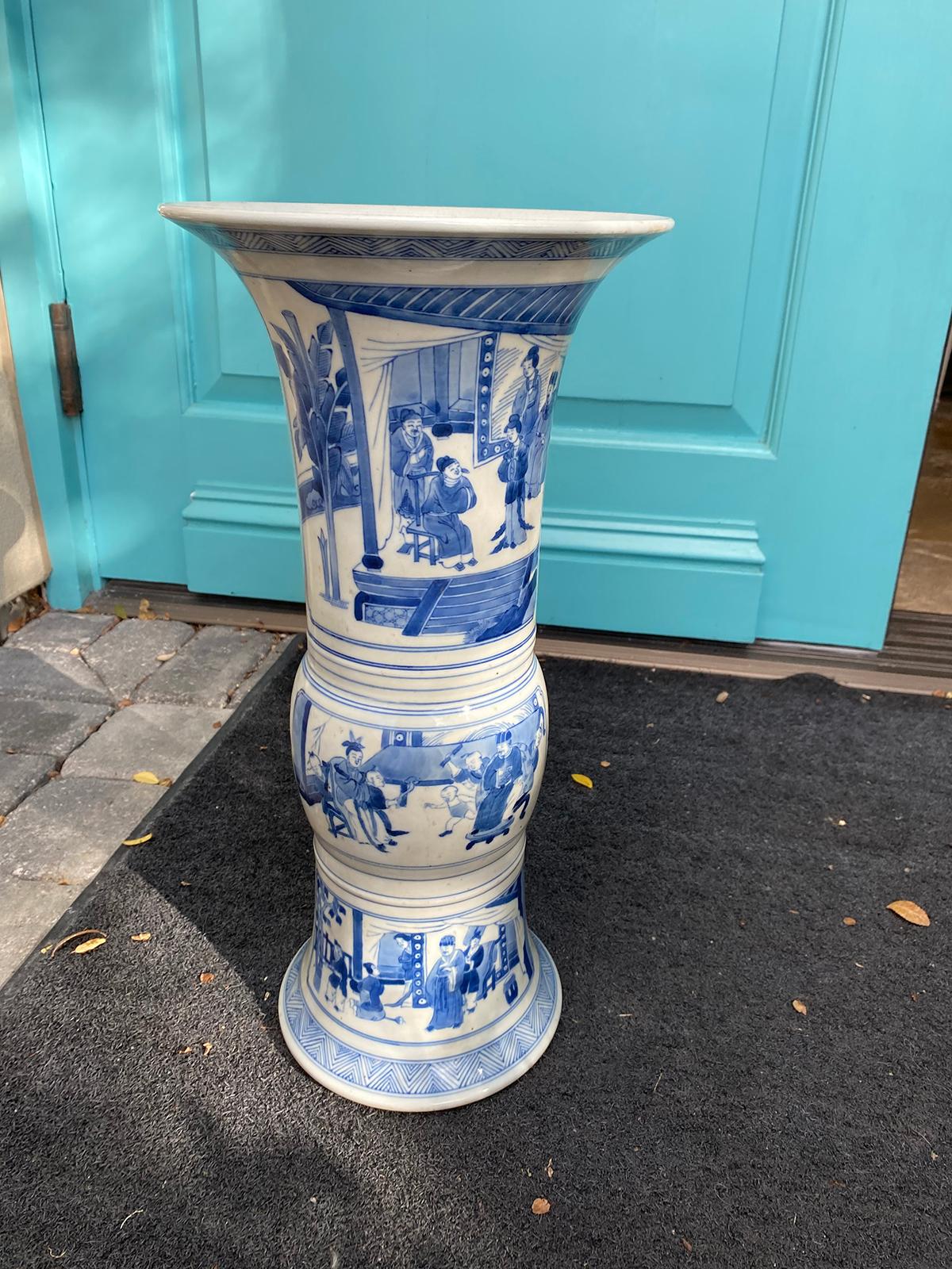Chinese Kangxi Style Blue and White Chinoiserie Gu Form Beaker Porcelain Vase For Sale 4